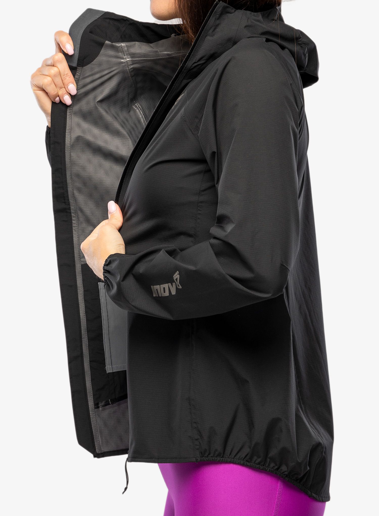 Bunda na běhání dámská Inov-8 Stormshell FZ V2 - black