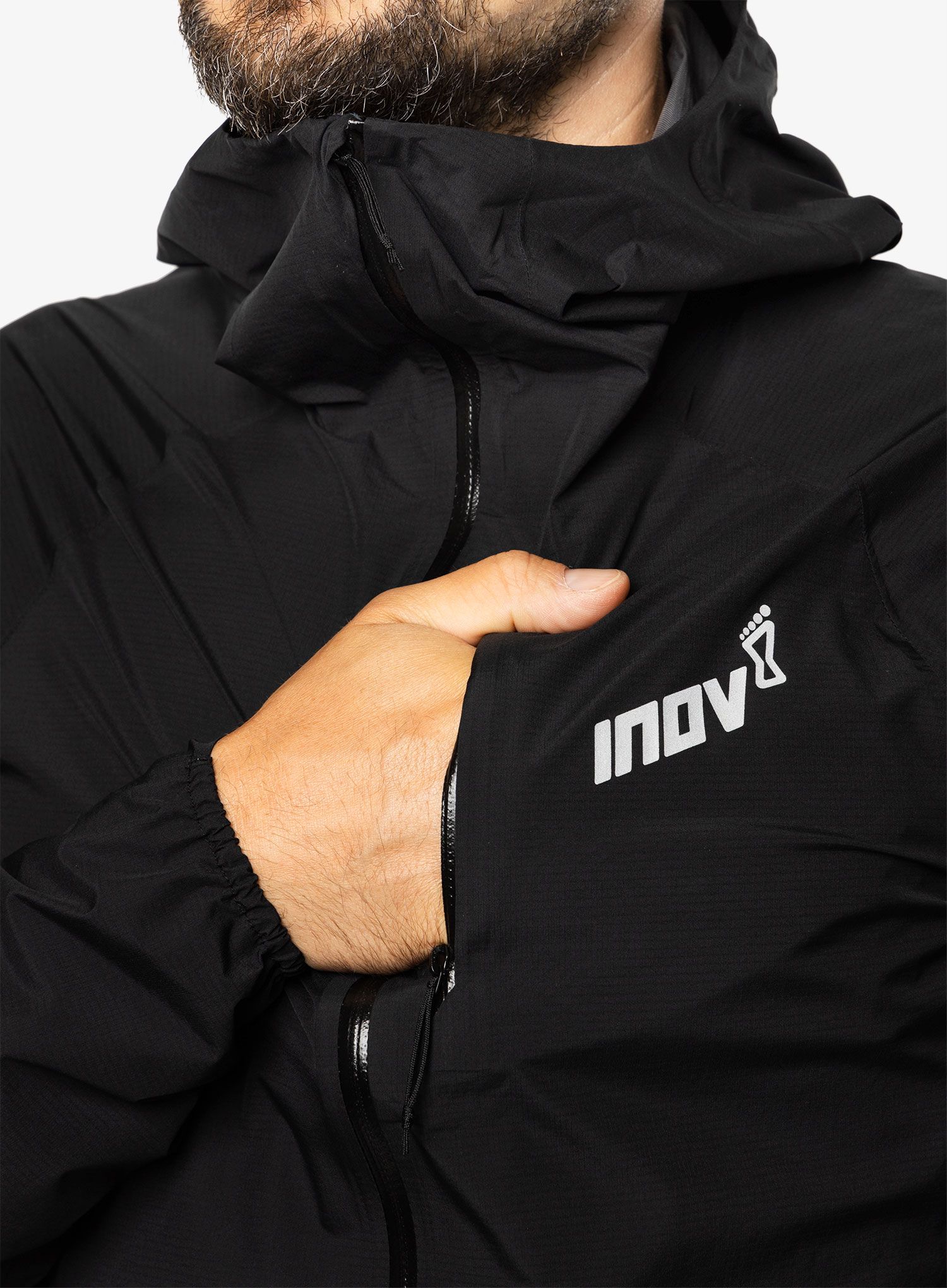Bunda na běhání Inov-8 Stormshell FZ V2 - black