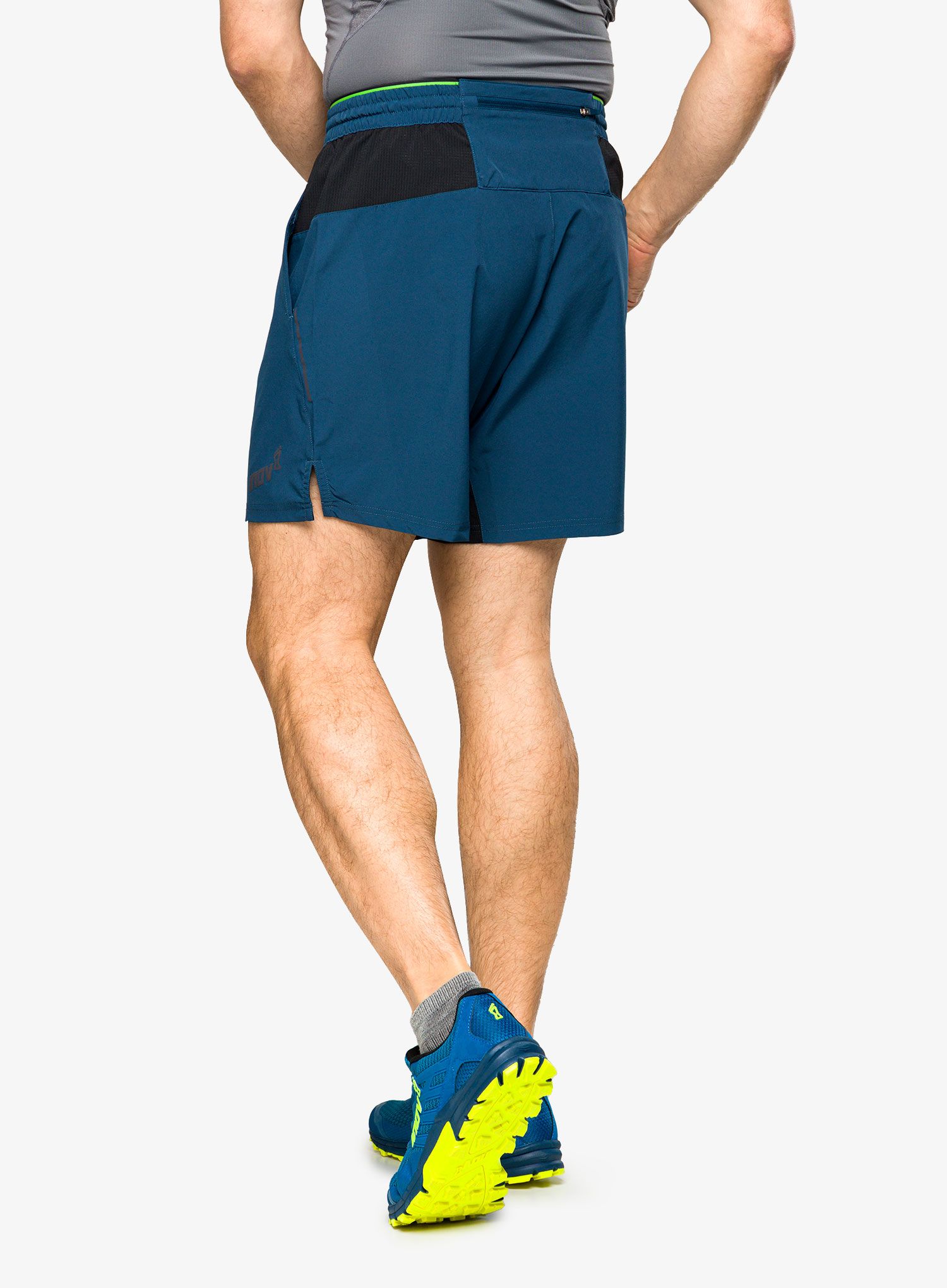 Běžecké kraťasy Inov-8 Train Lite 9 Short - navy