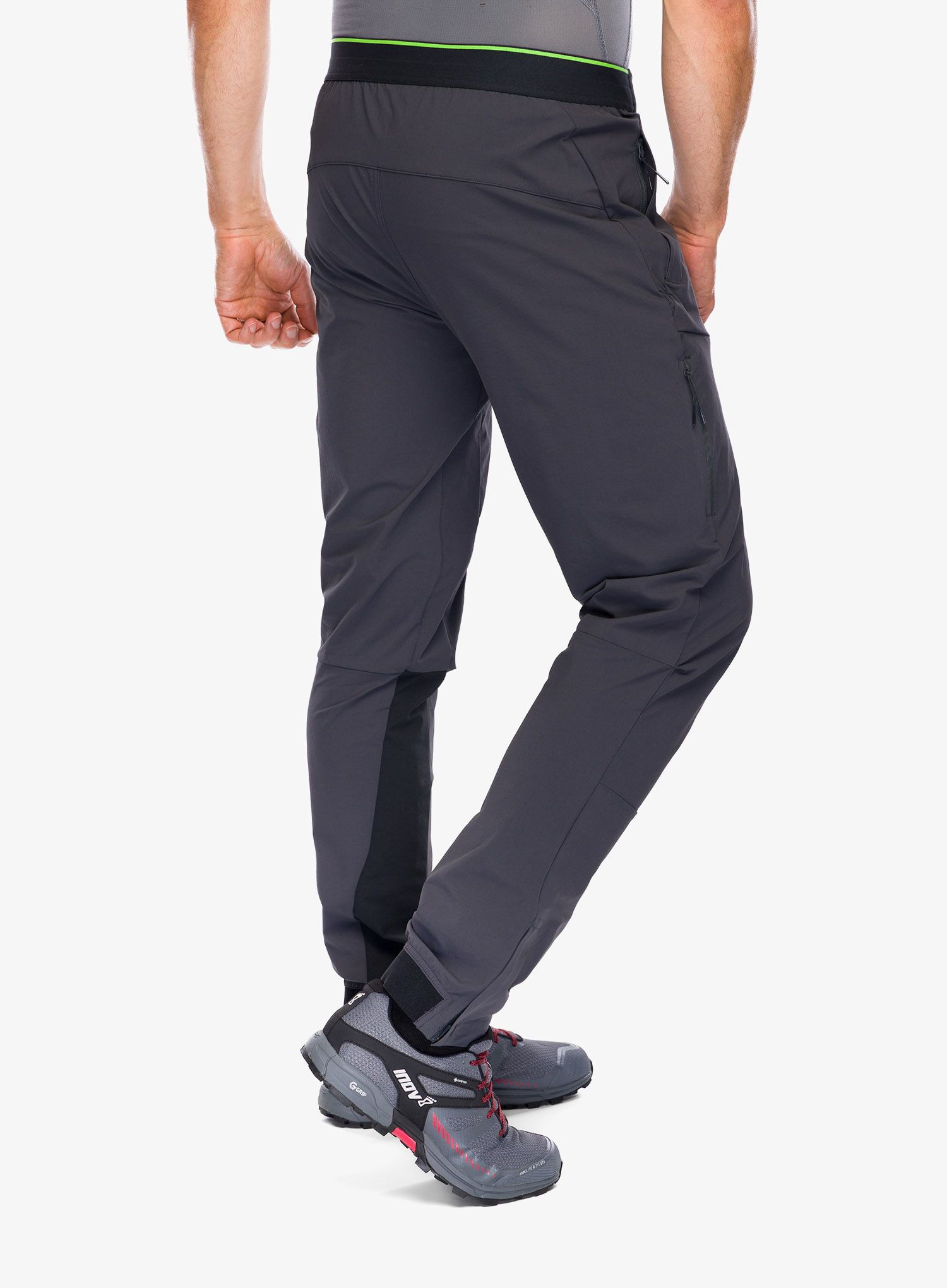 Turistické kalhoty pánské Inov-8 VentureLite Pant - black graphite