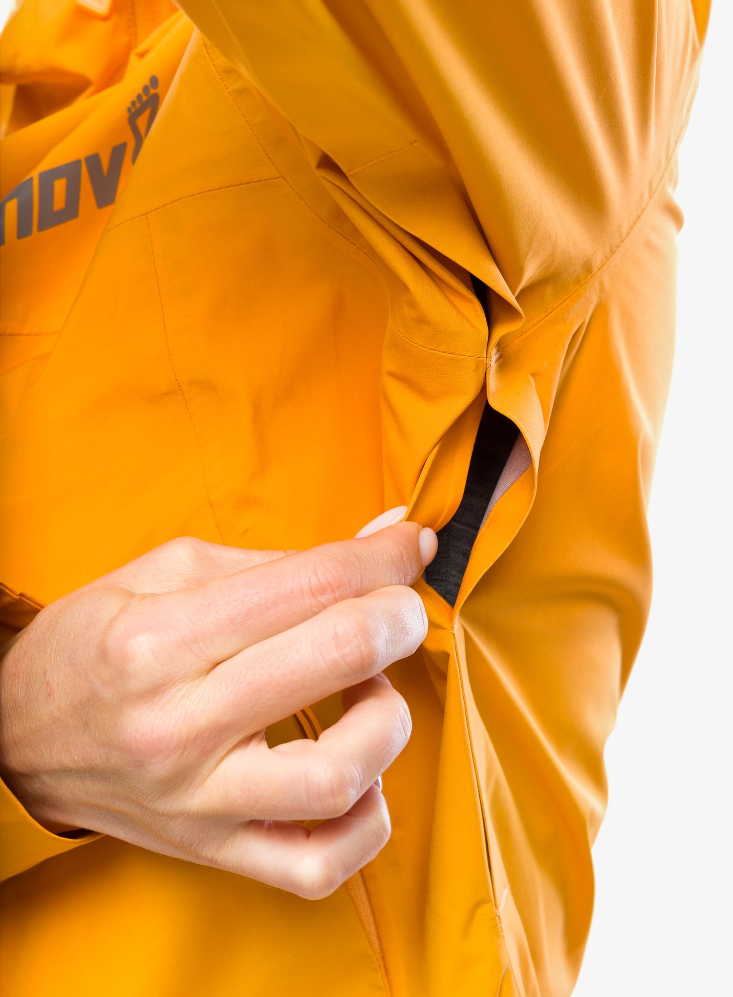 Bunda na běhání dámská Inov-8 Venturelite Jacket FZ - yellow