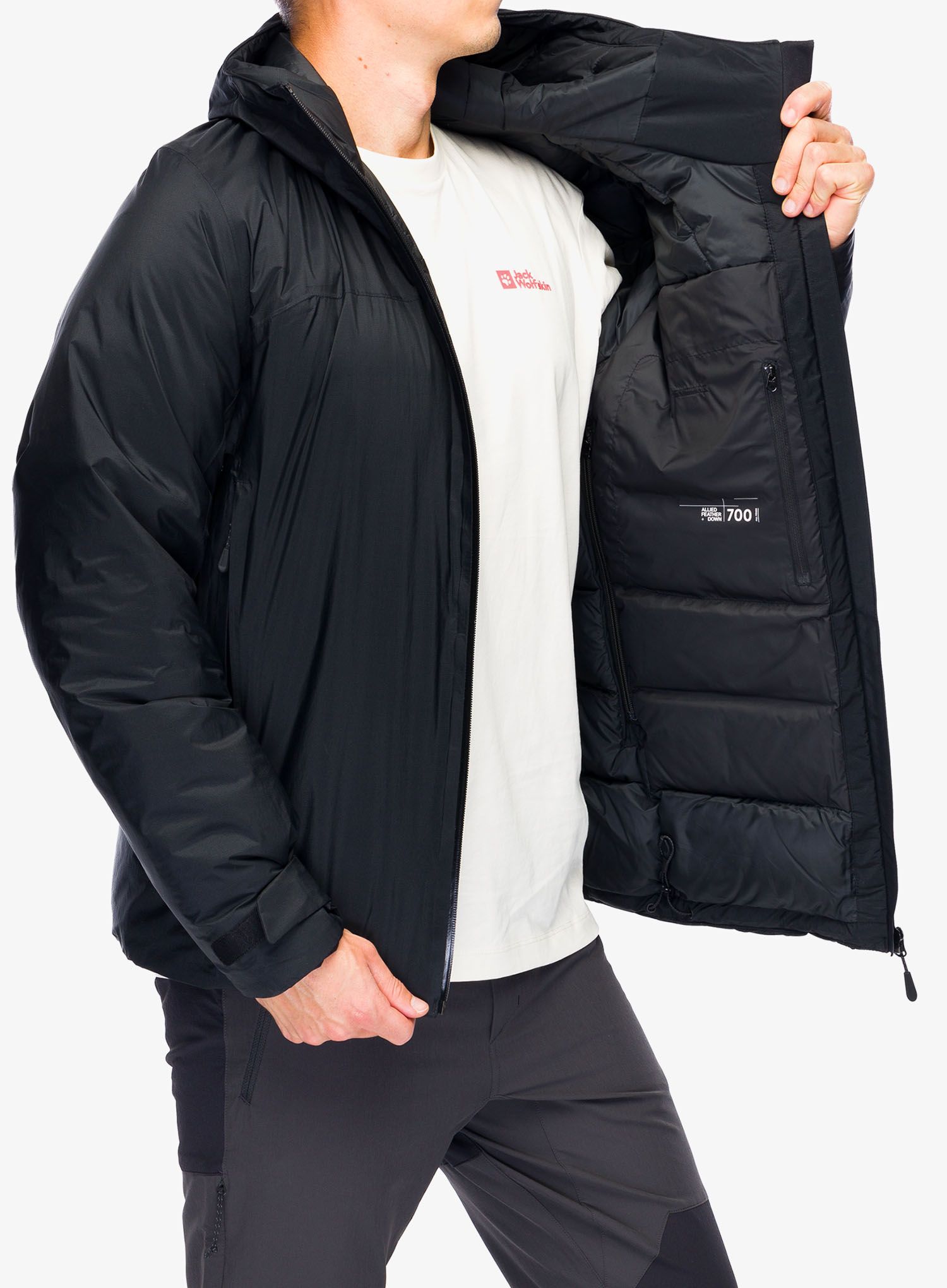 Péřová bunda Jack Wolfskin Cyrox 2L Down Jacket - black