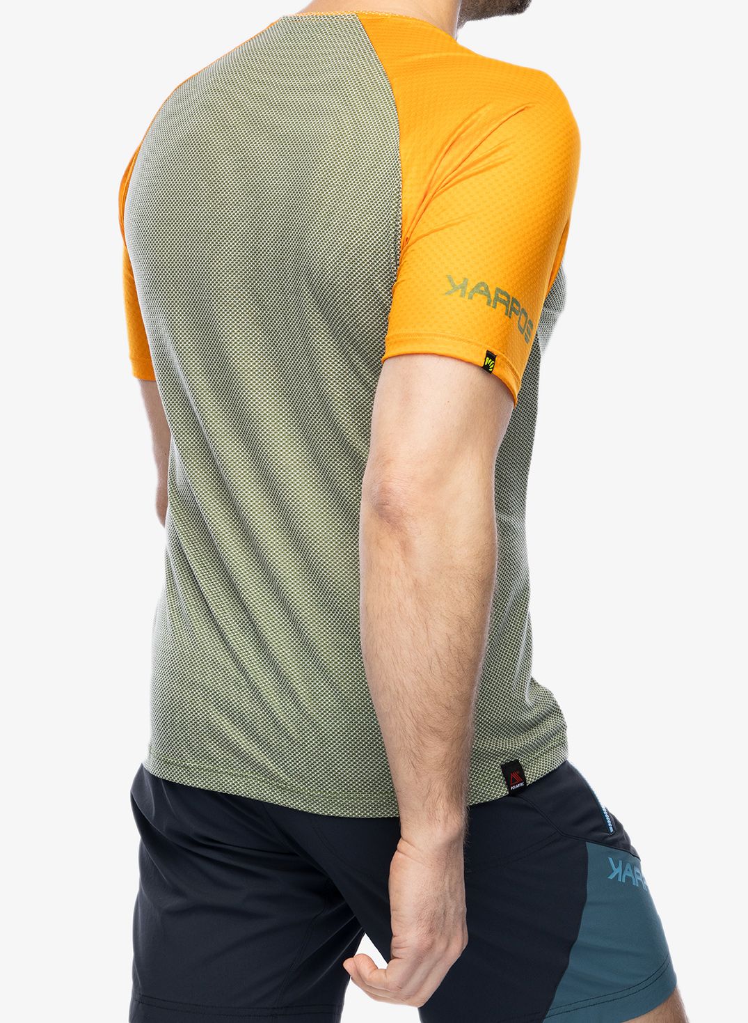 Rychleschnoucí triko Karpos Moved Evo Jersey - cedar green/radiant
