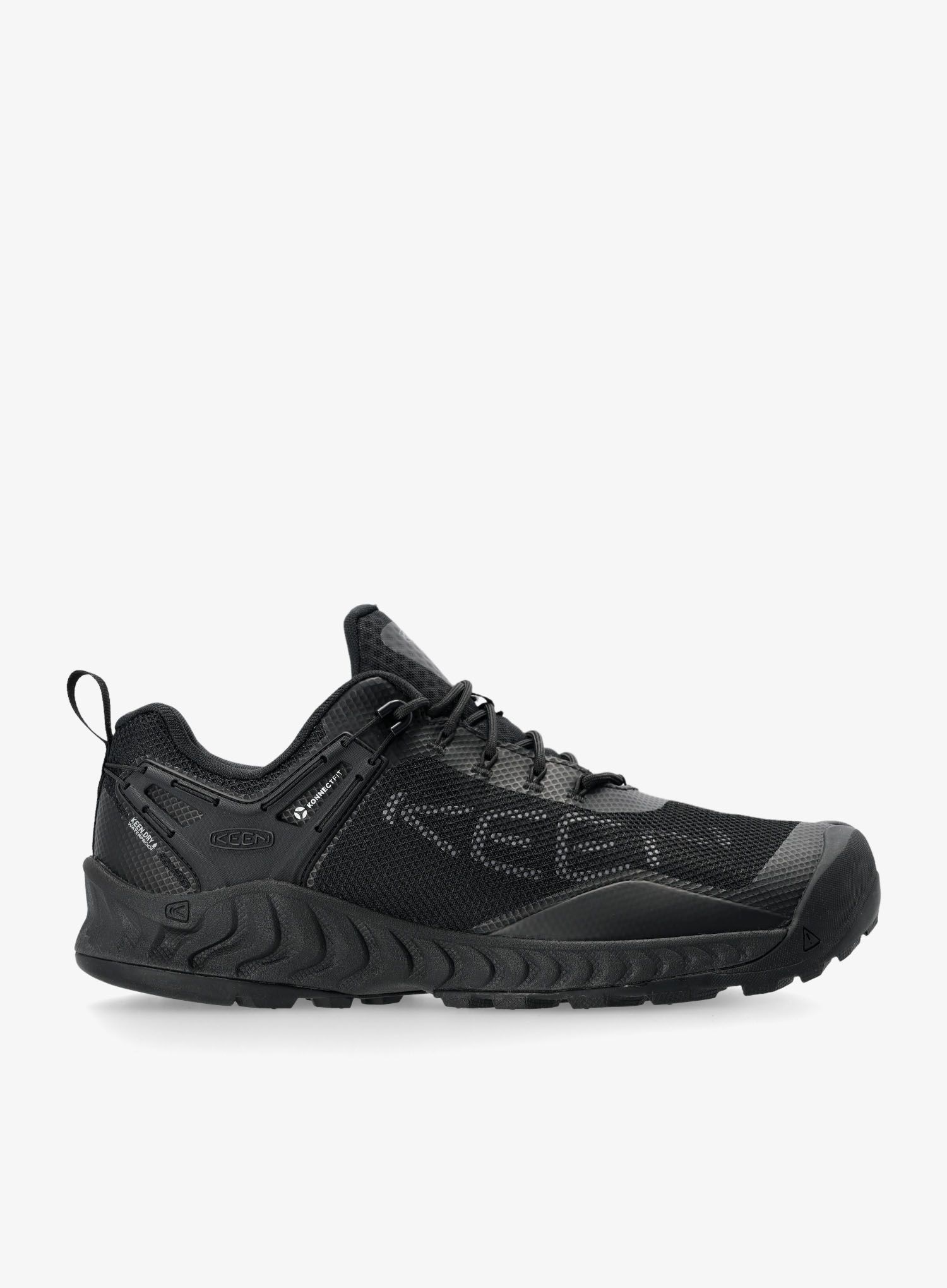 Nízké turistické boty Keen Nxis Evo WP - triple black