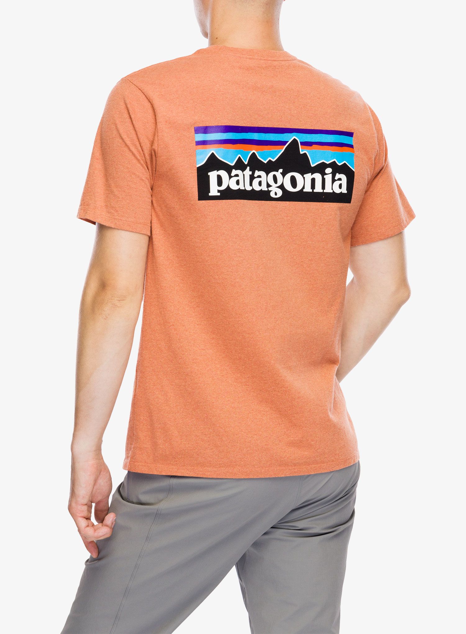 Bavlněné tričko Patagonia P-6 Logo Responsibili-Tee - redtail rust