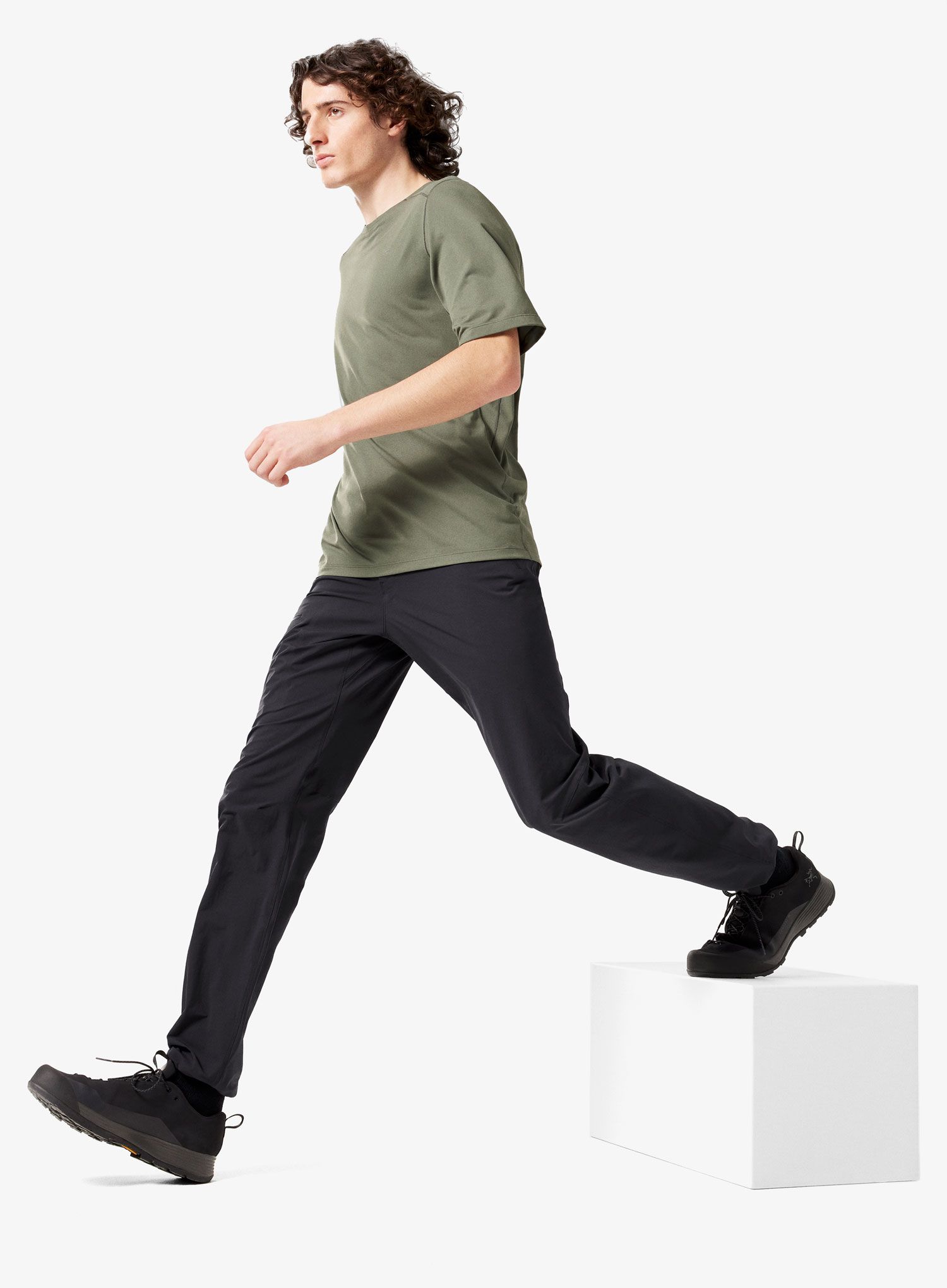 Běžecké triko Arcteryx Cormac Crew Neck Shirt SS - forage heather II
