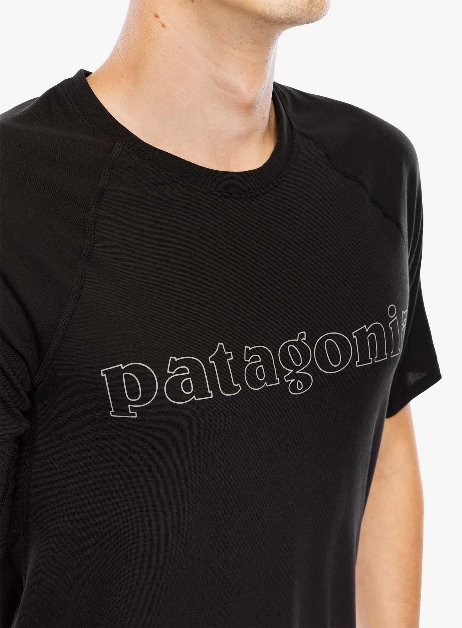 Rychleschnoucí triko Patagonia Cap Cool Trail Graphic Shirt - outline text black