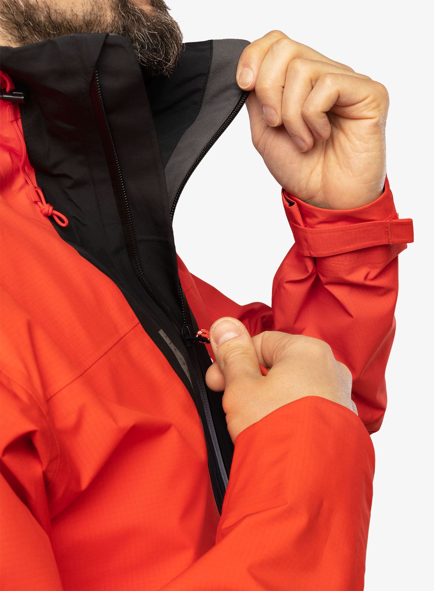 Bunda s membránou Haglofs L.I.M ZT Trek GTX Pro Jacket - zenith red/true blk