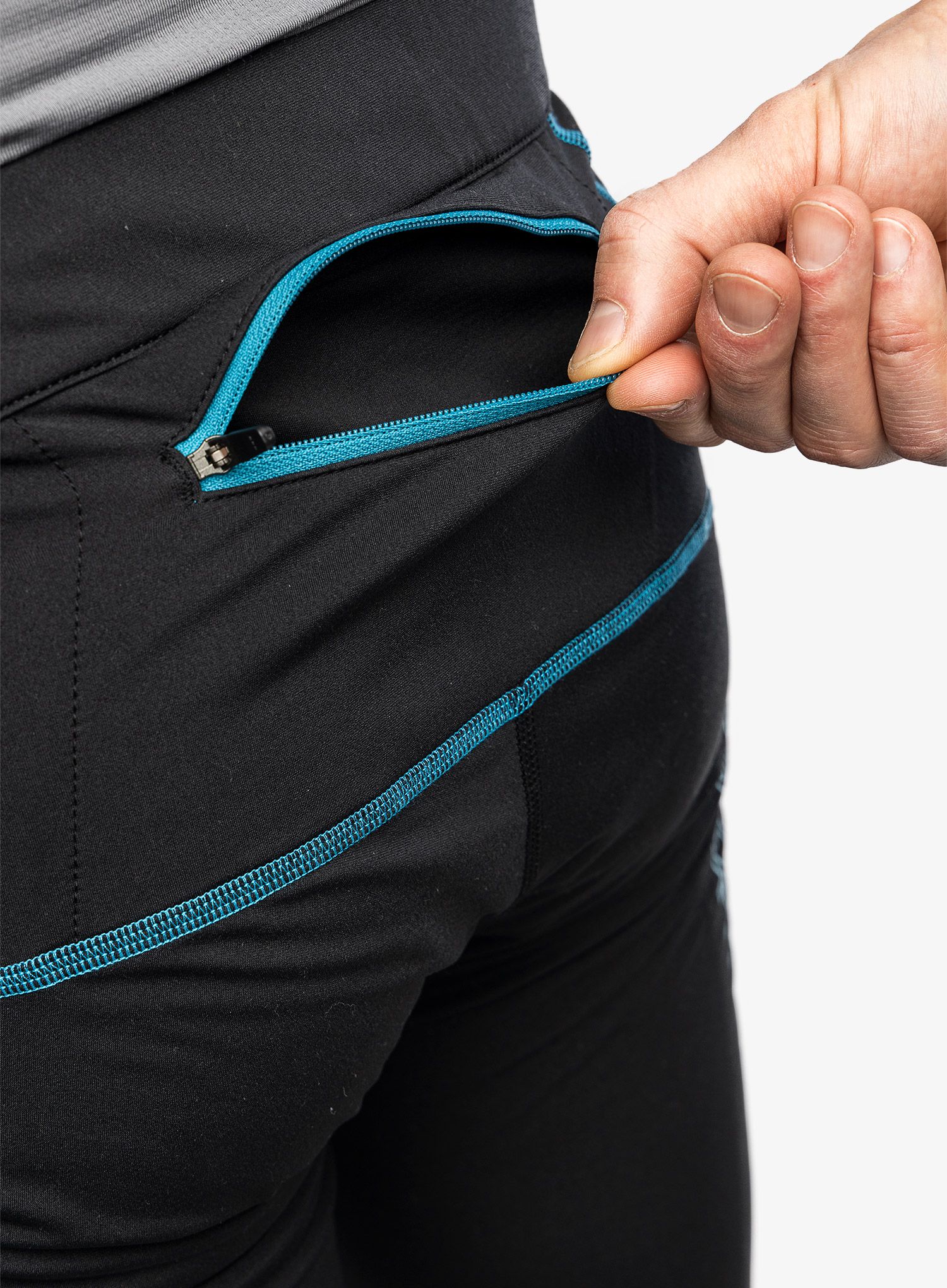 Běžecké kalhoty La Sportiva Primal Pant - black/crystal