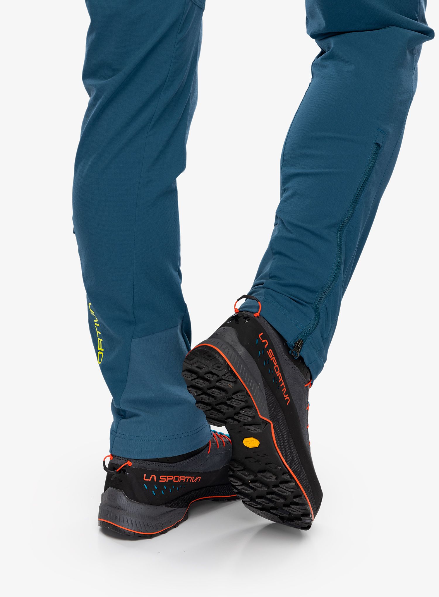 Nástupové boty La Sportiva TX4 Evo Mid GTX - carbon/cherry tomato