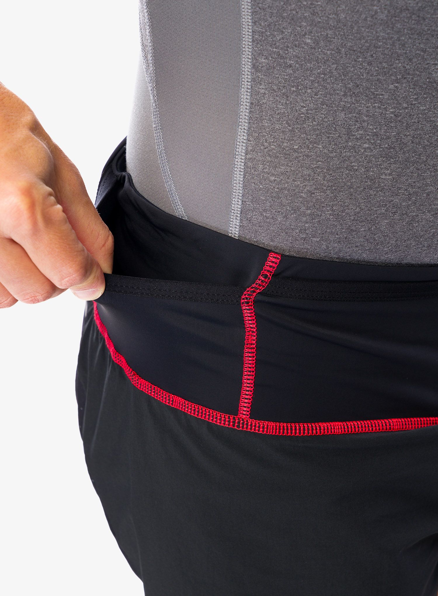Běžecké kraťasy La Sportiva Tempo Short - black