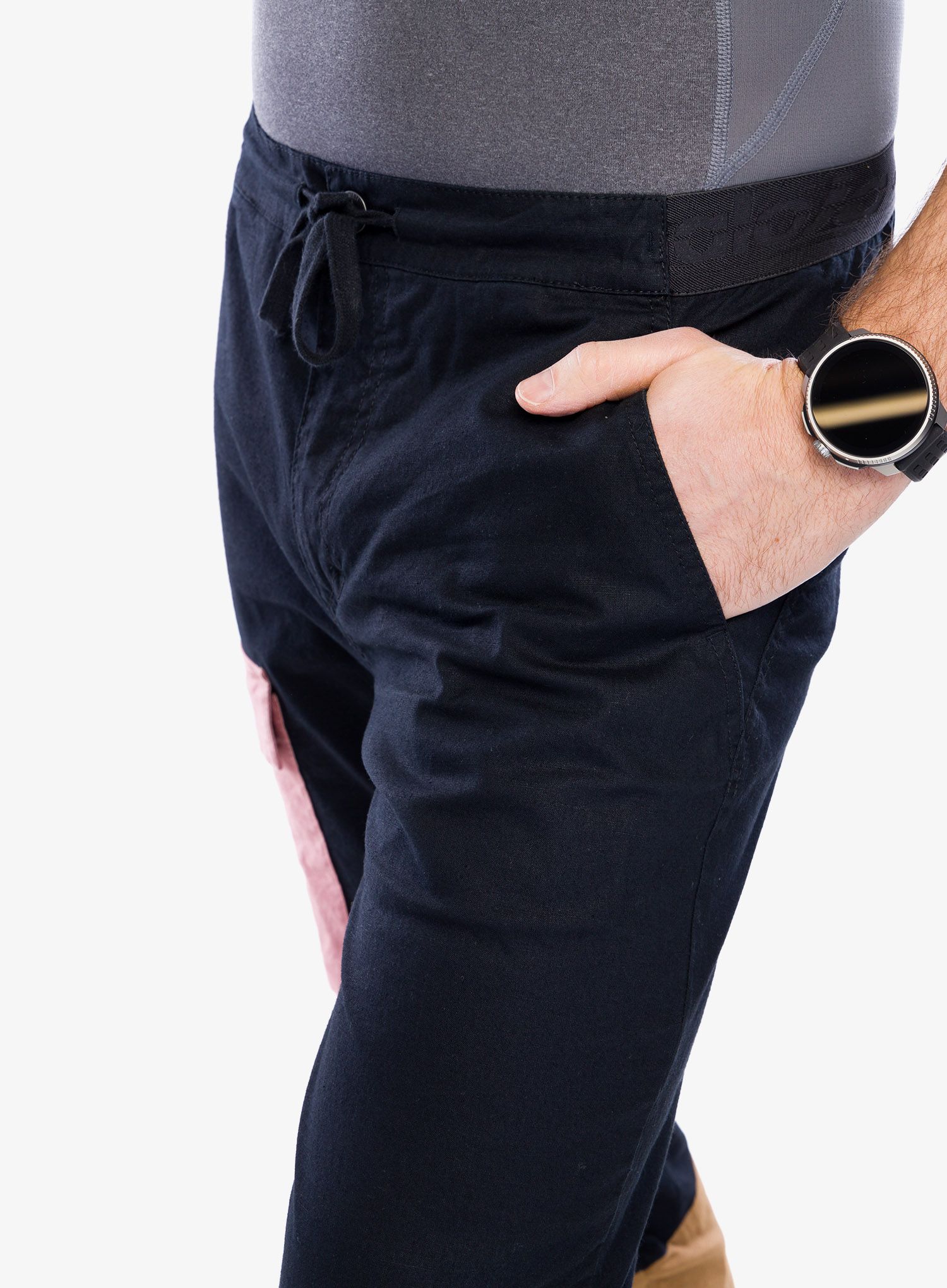 Turistické kalhoty Maloja Arblatsch - deep black multi