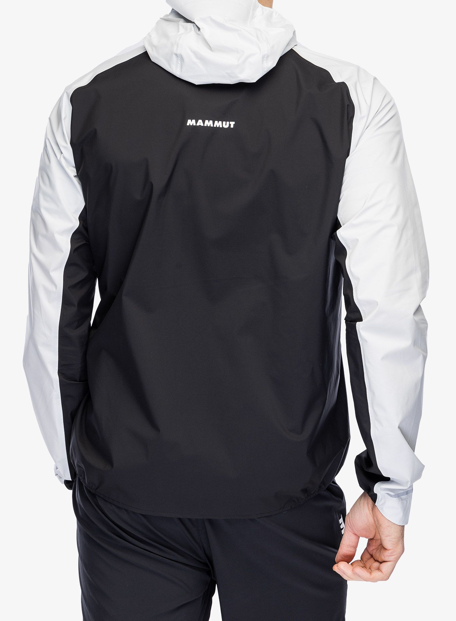 Bunda na běhání Mammut Aenergy TR HS Hooded Jacket - black/white