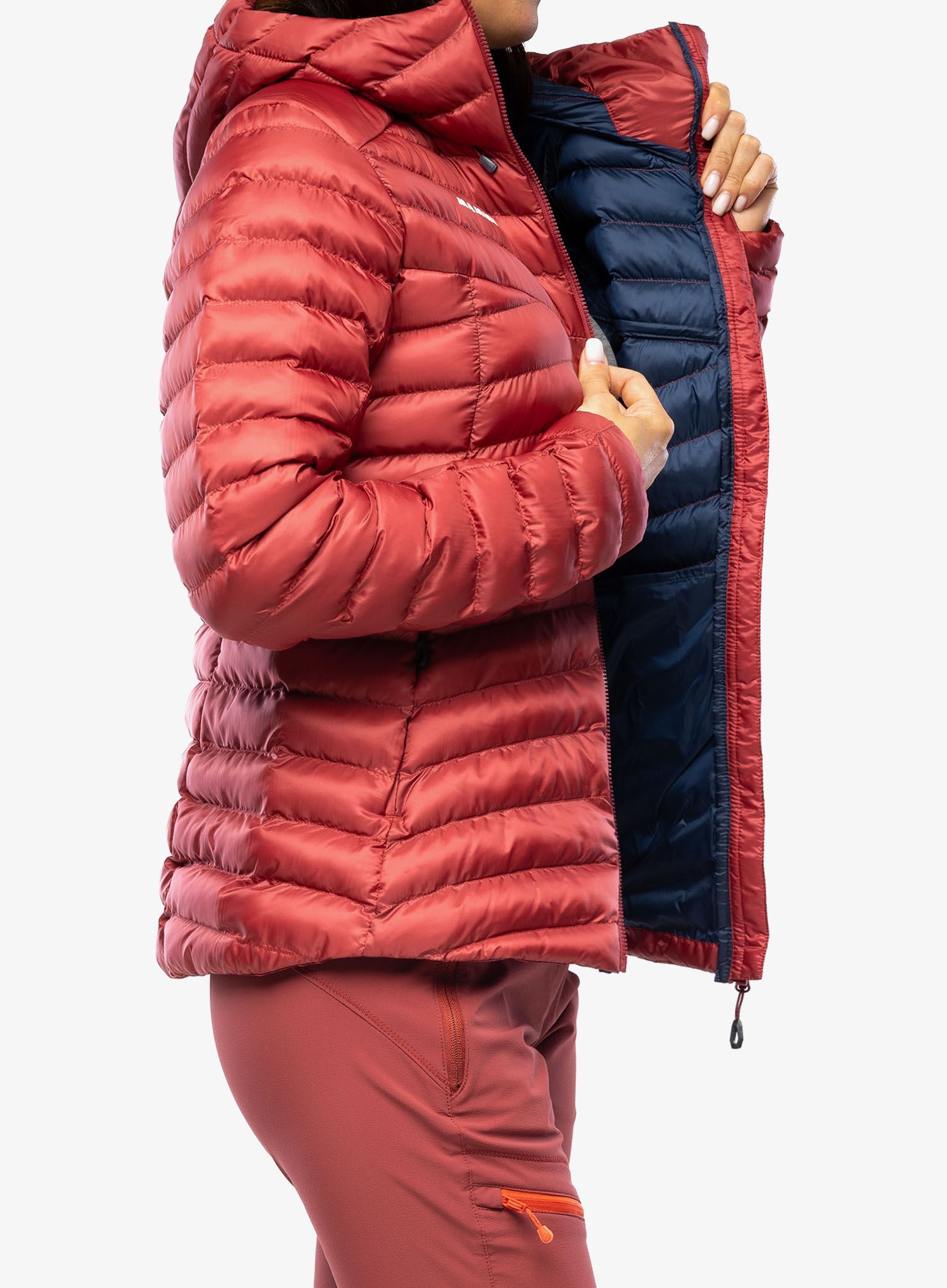 Zateplená bunda dámská Mammut Albula IN Hooded Jacket - blood red