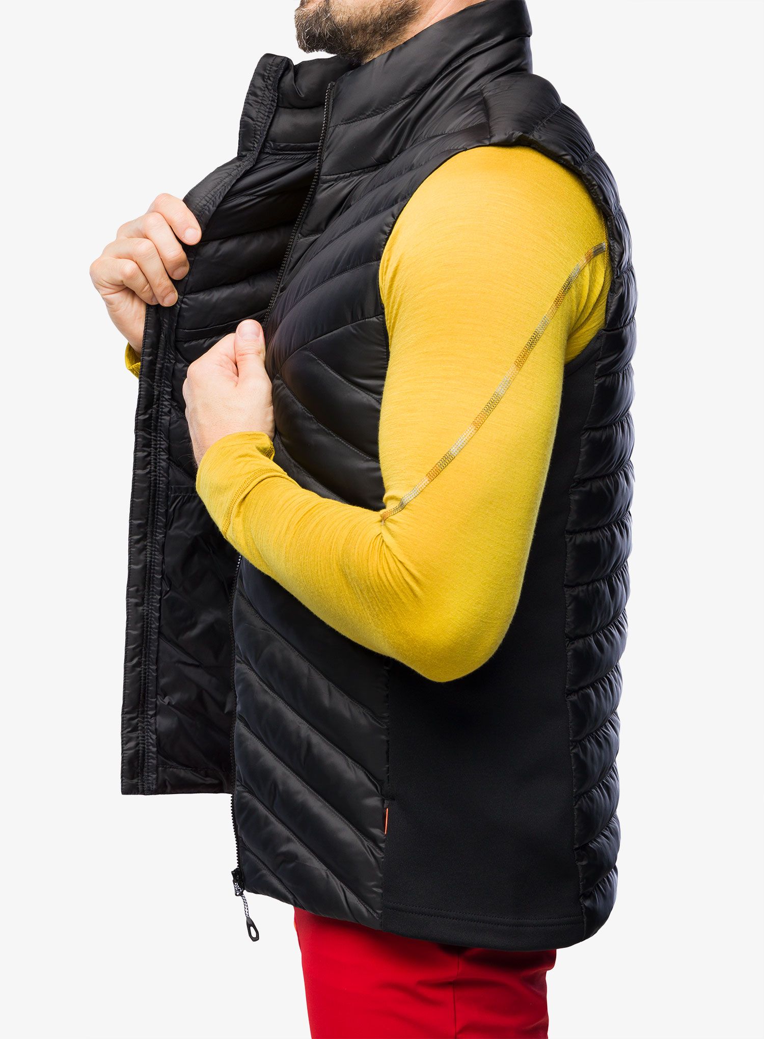 Zateplená vesta Mammut Albula IN Hybrid Vest - black