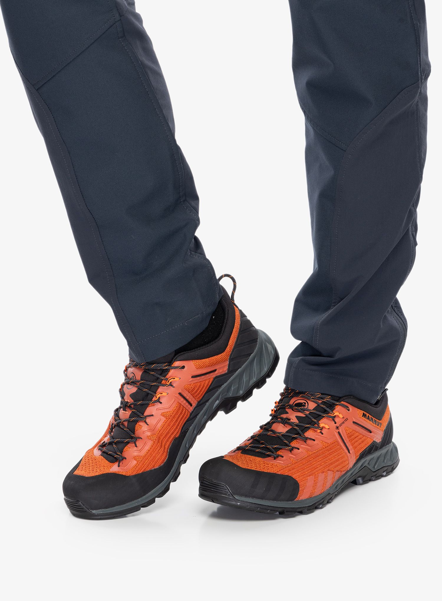 Nástupové boty Mammut Alnasca Knit III Low GTX - black/brick