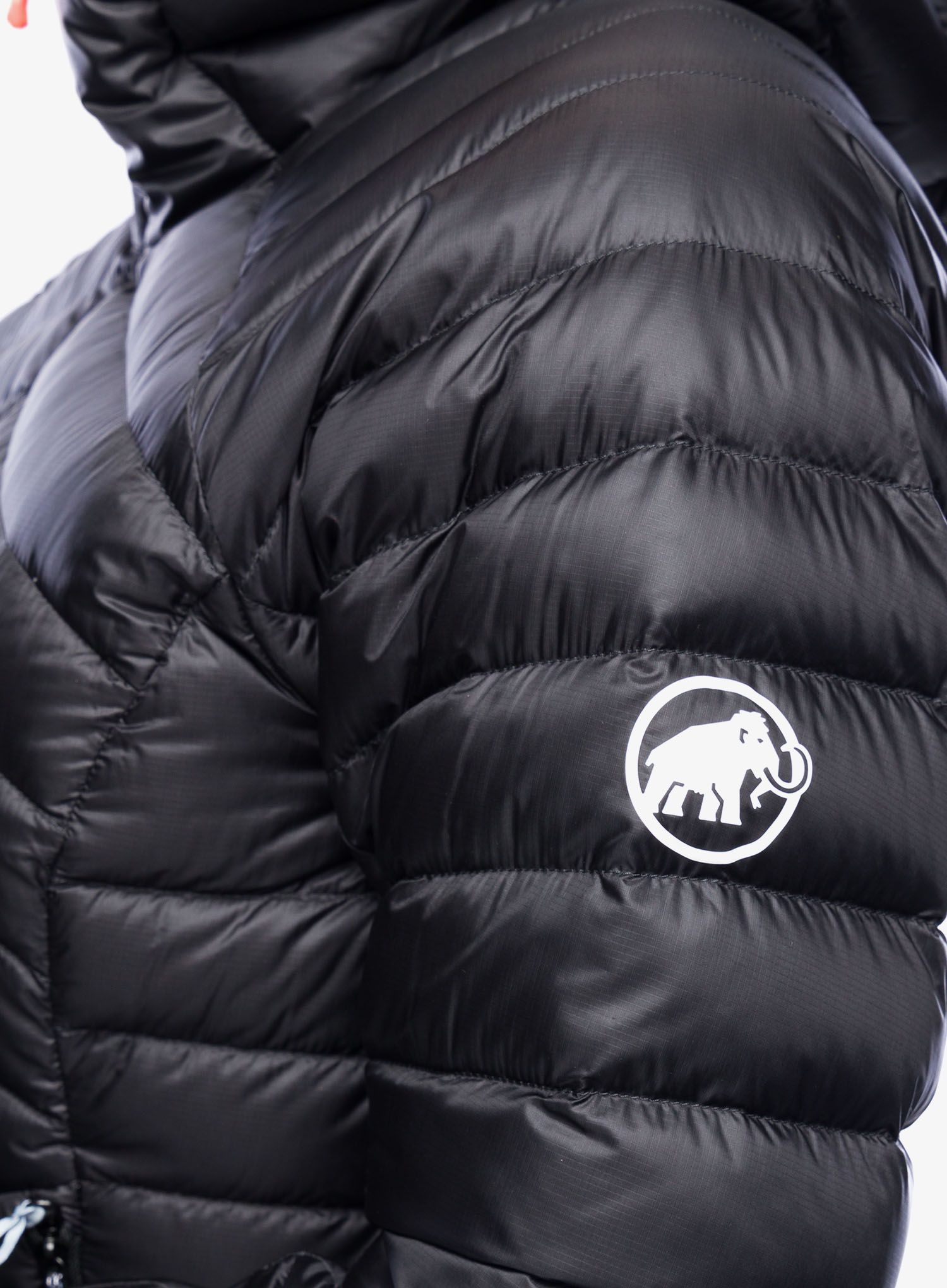 Dámská péřová bunda Mammut Broad Peak IN Hooded Jacket - black