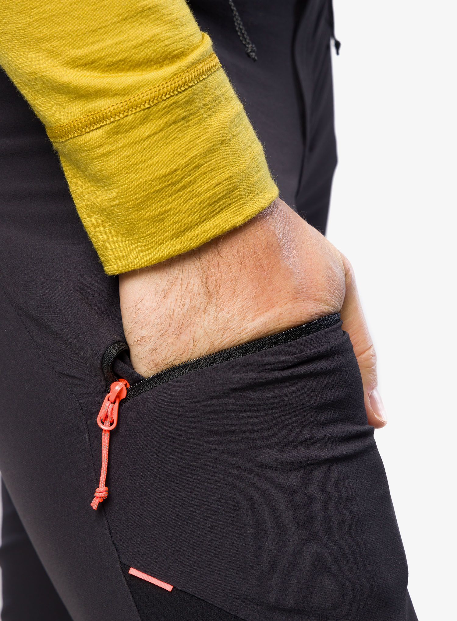 Softshell kalhoty Mammut Courmayeur SO Pants - black