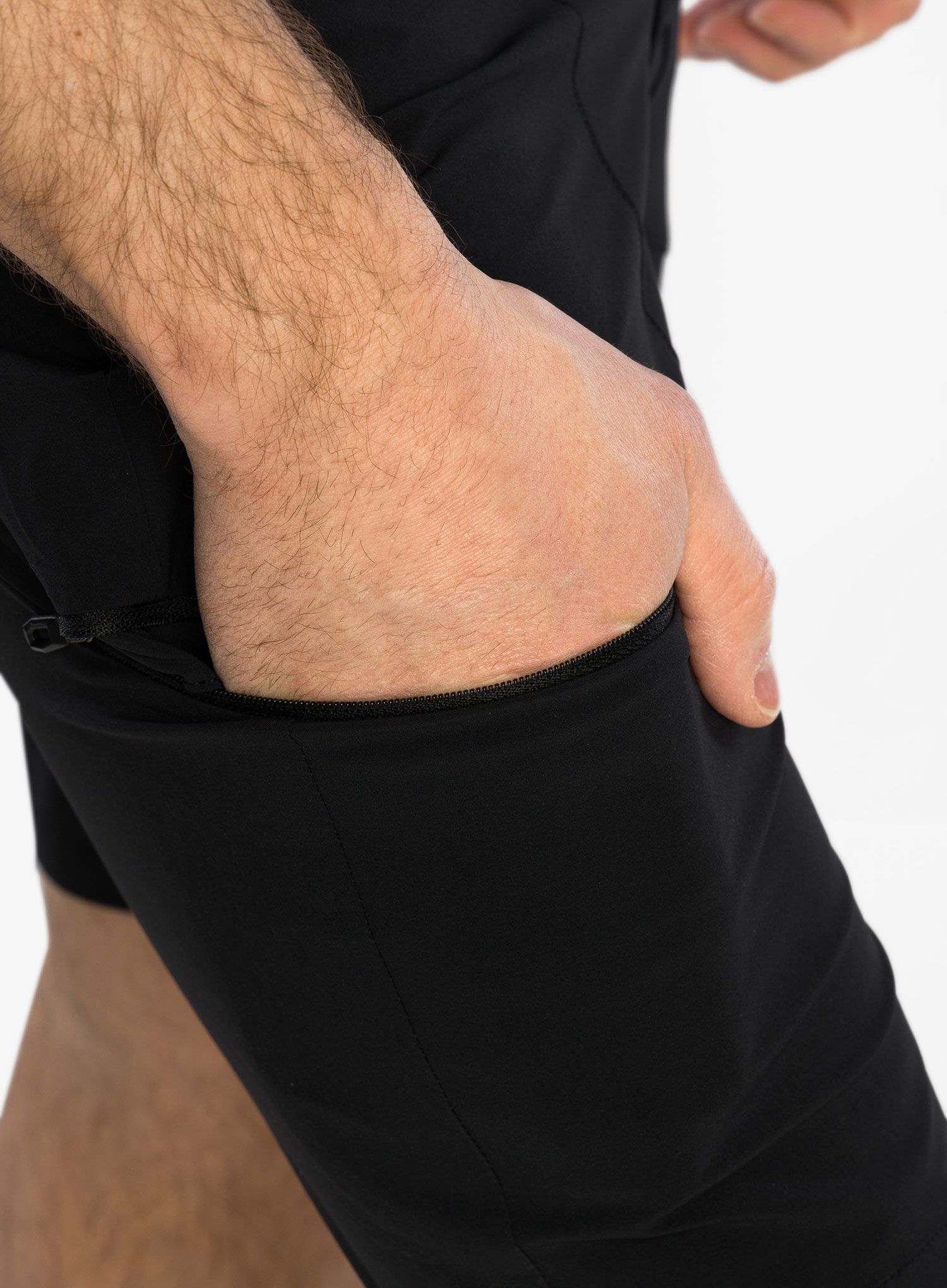 Pánské kraťasy Mammut Runbold Shorts - black