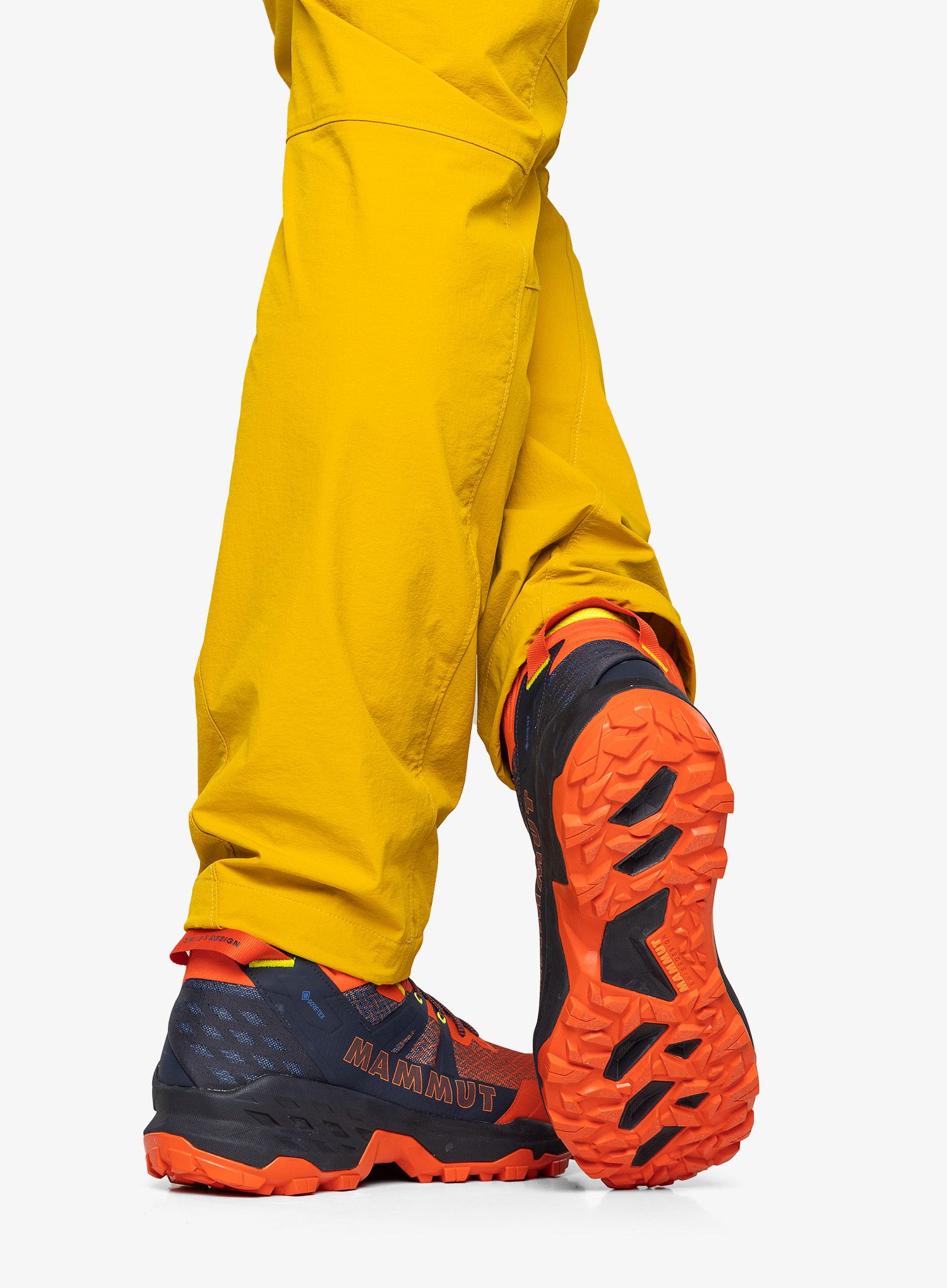Turistické boty pánské Mammut Sertig II Mid GTX - hot red/marine
