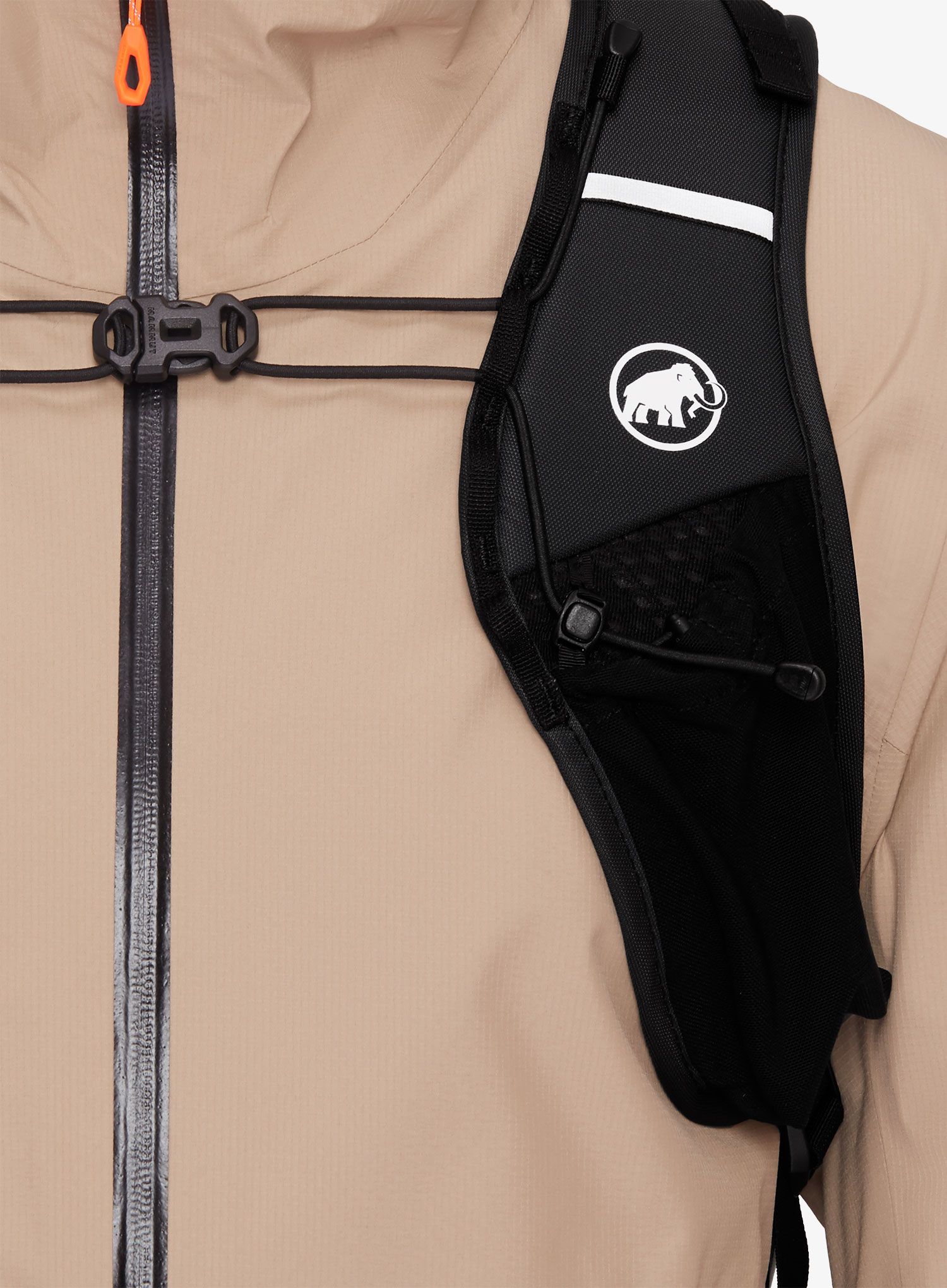 Batoh na hory Mammut Trion 38 - black
