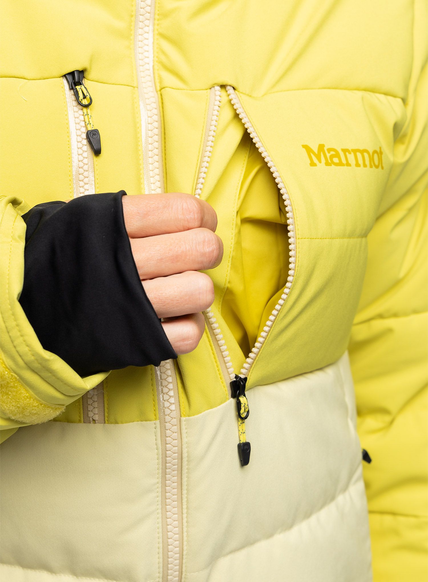Dámská péřová bunda Marmot Slingshot Jacket - limelight/wheat