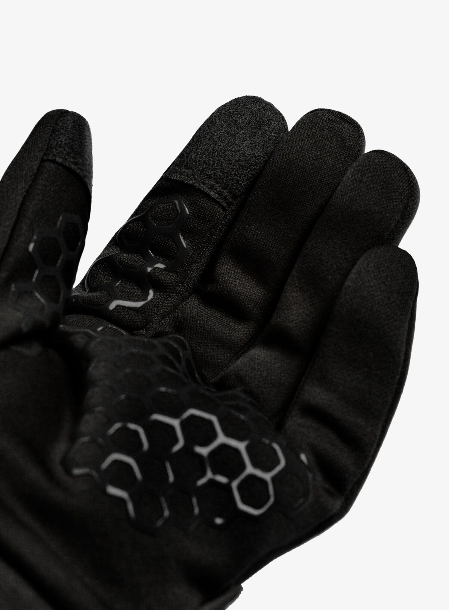 Taktické rukavice Mechanix Coldwork Base Layer Covert - black