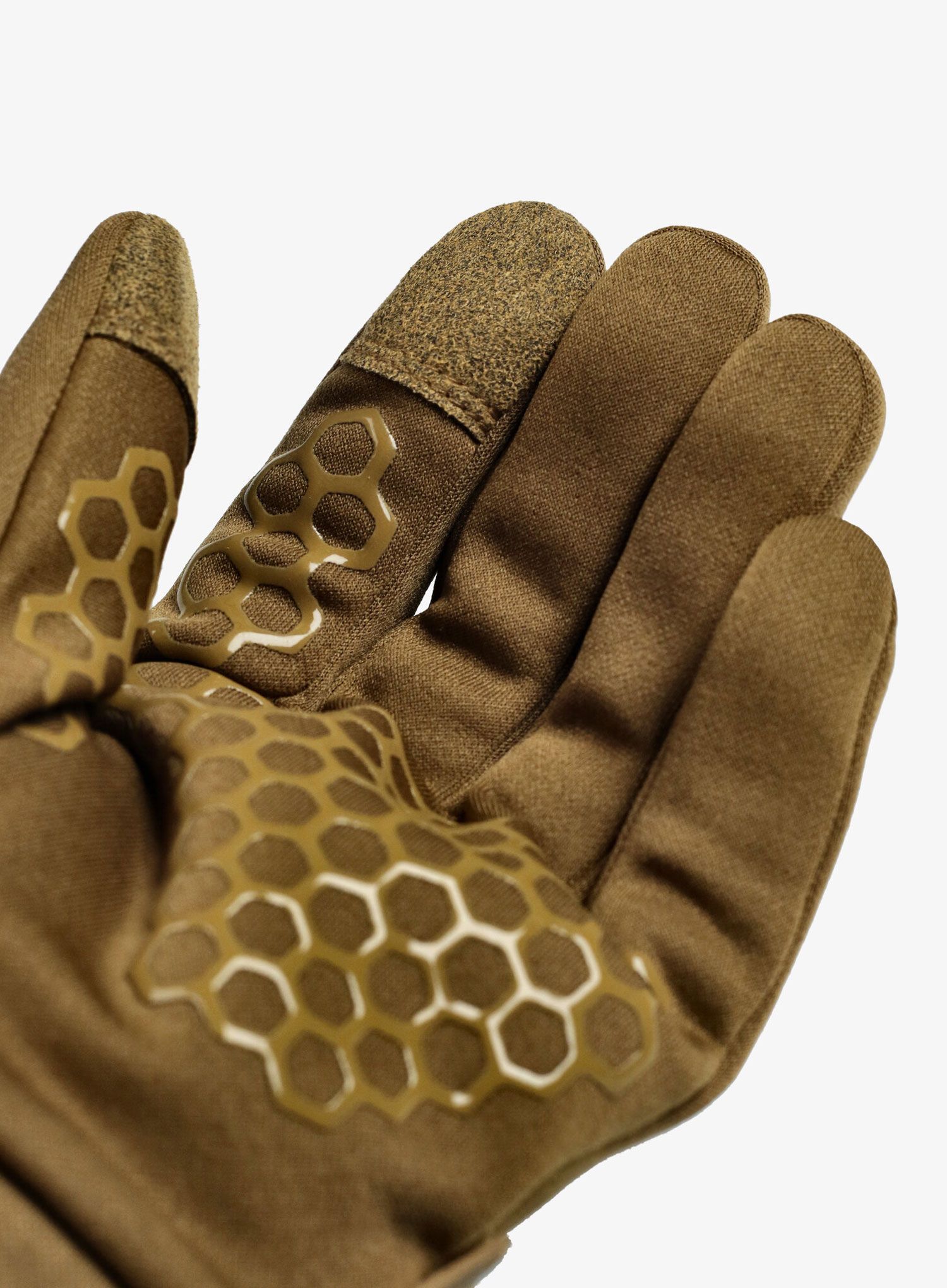 Taktické rukavice Mechanix Coldwork Base Layer Covert - coyote