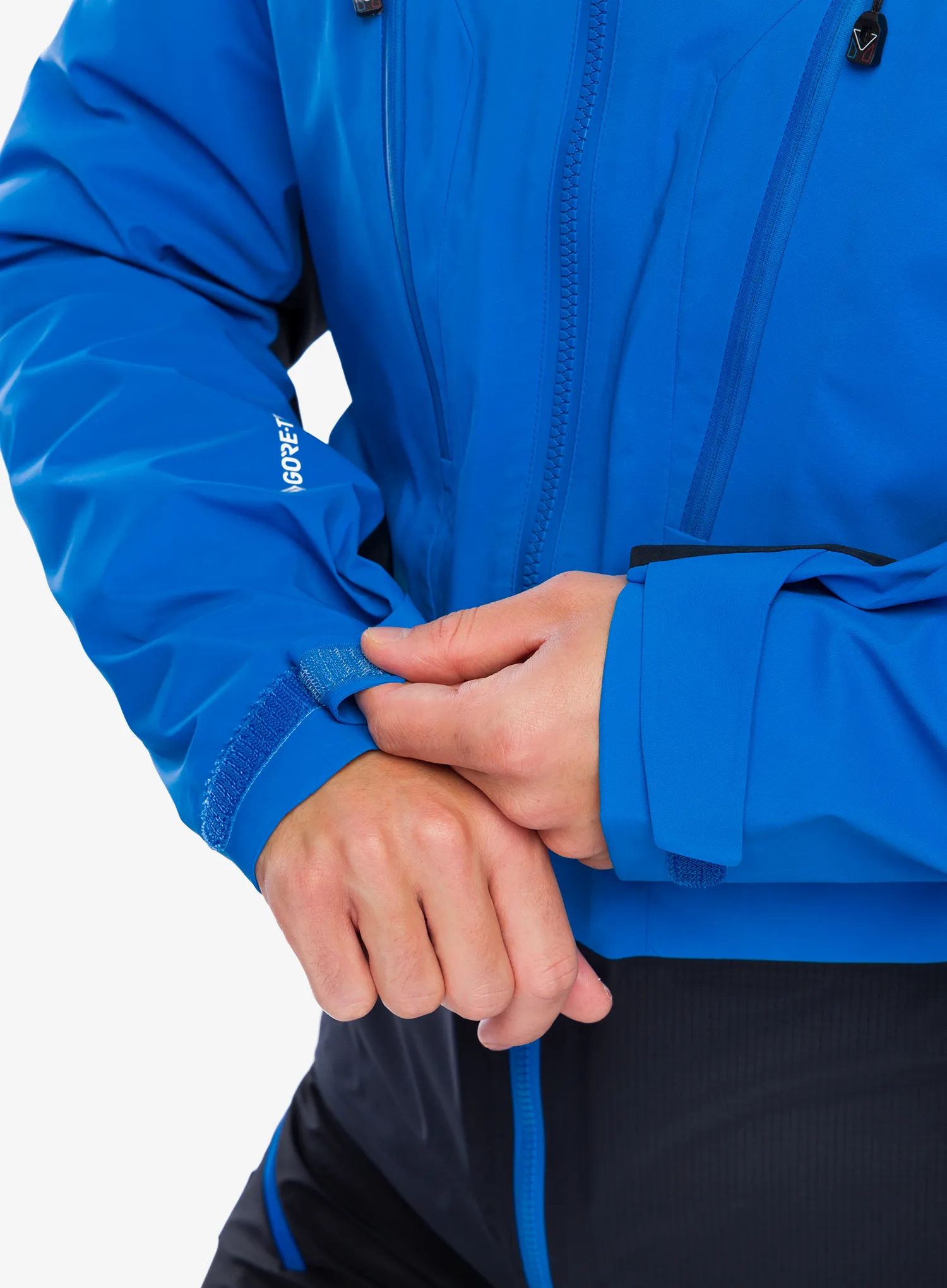 Bunda s membránou Millet Trilogy V Icon GTX Pro Jacket - black/icon blue