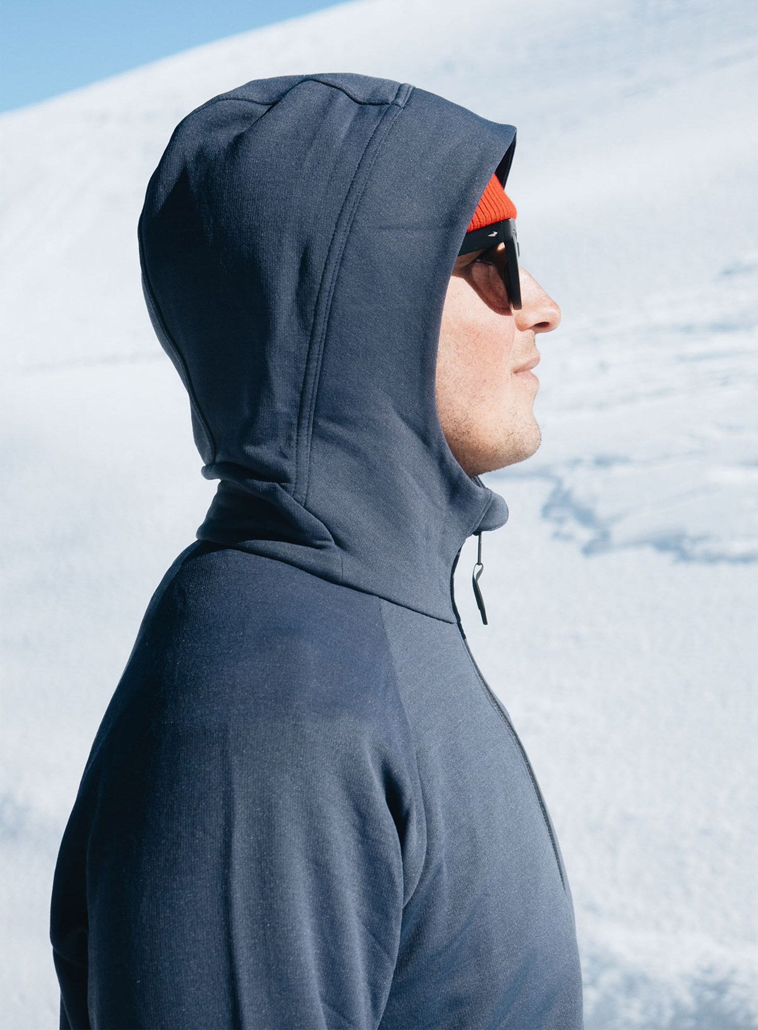 Mikina s kapucí Mons Royale Nevis Merino Fleece Hood - midnight