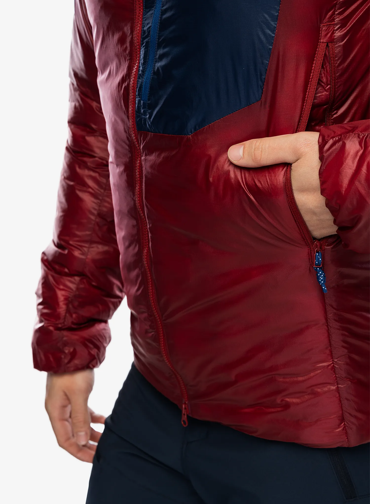 Zateplená bunda Mountain Equipment Oreus Hooded Jacket - merlot/admiral blue