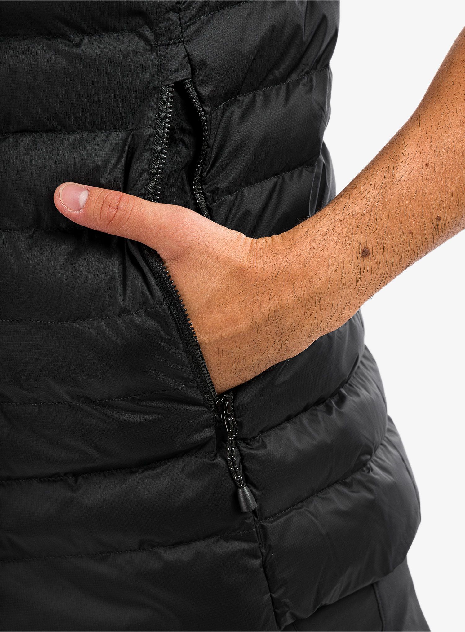 Zateplená vesta Mountain Equipment Superflux Vest - black