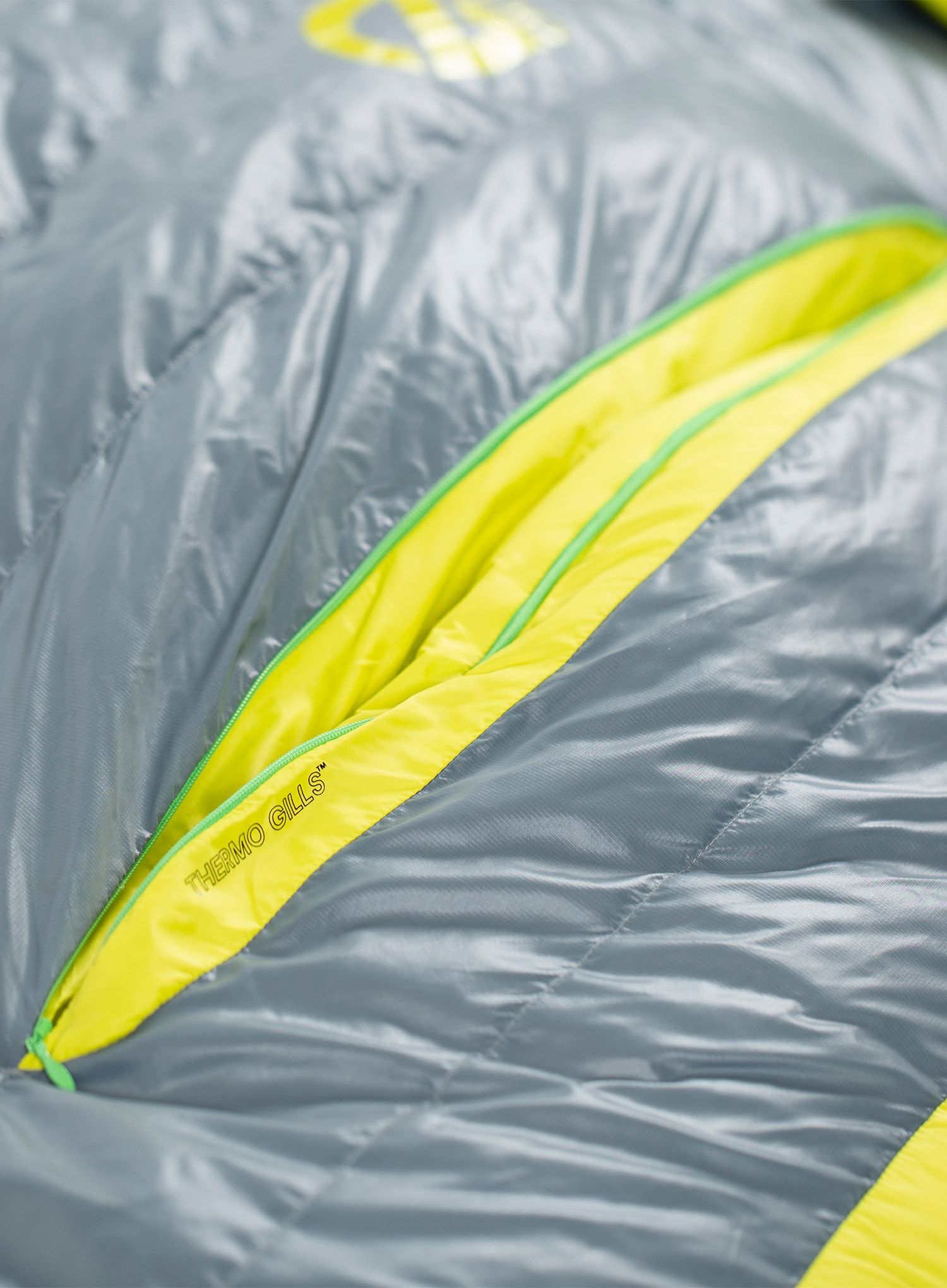 Perovy spacák Nemo Disco 30 Reg (183 cm) - spark/fortress
