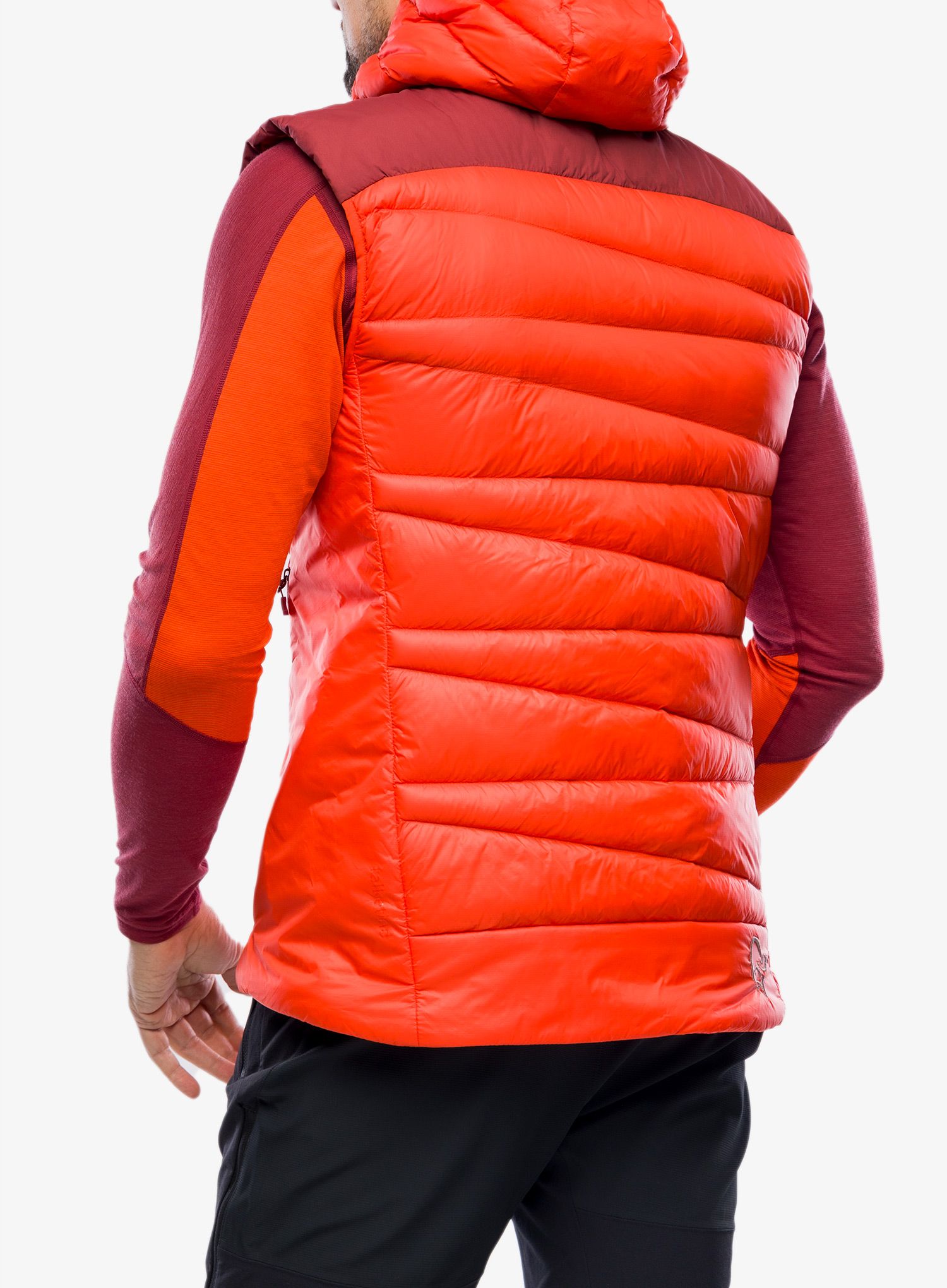 Péřová vesta Norrona Falketind Down750 Vest - arednalin/rhubarb
