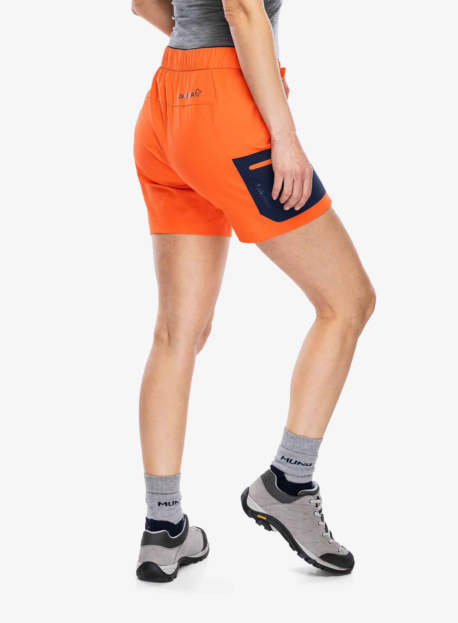 Kraťasy dámské Norrona Falketind Flex1 Light Shorts - orange alert