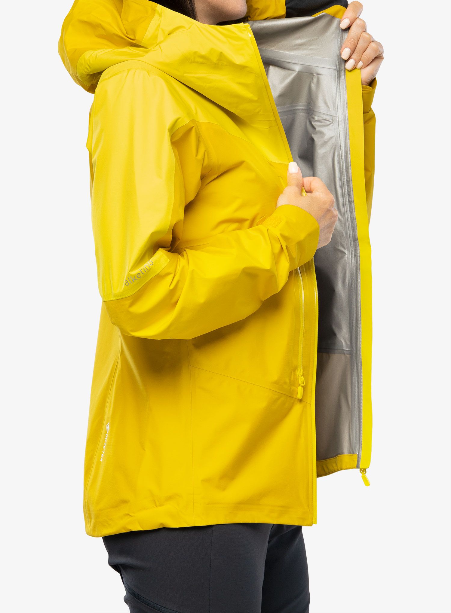 Dámská bunda Norrona Falketind Gore-Tex Paclite Jacket - blazing yellow/sulphur