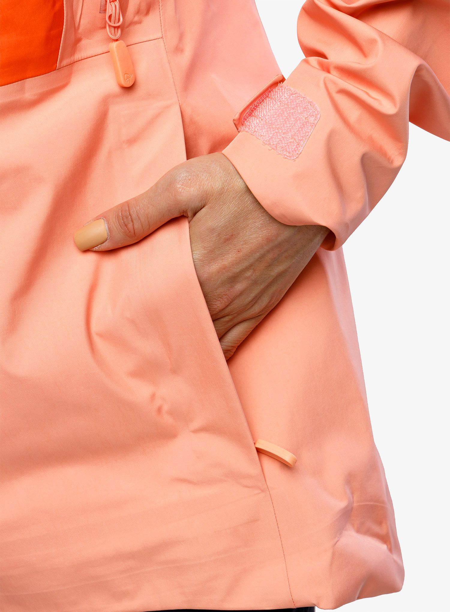 Dámská nepromokavá bunda s membránou Norrona Lofoten Gore-Tex Jacket - orange alert/peach amber
