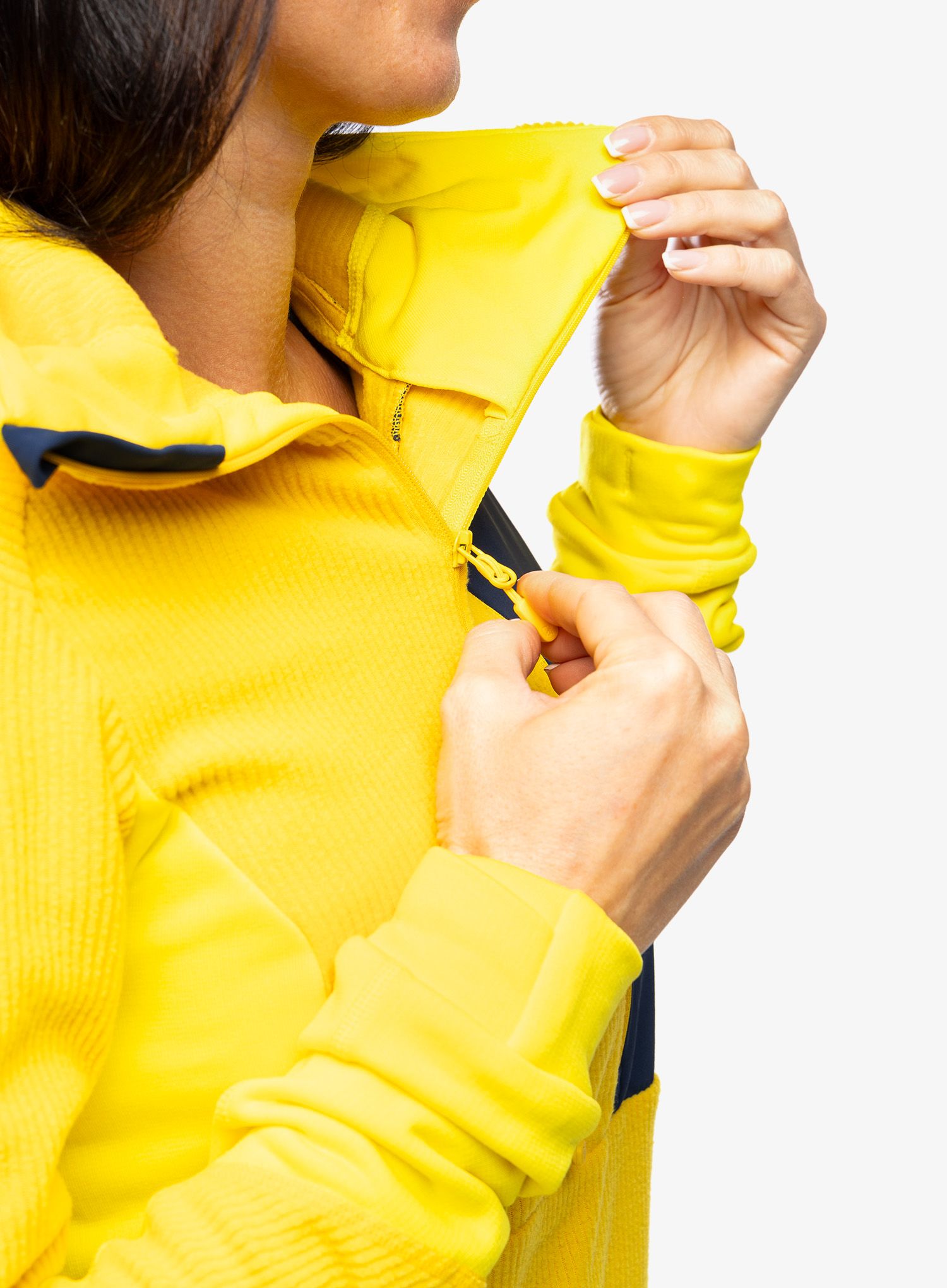 Fleece mikina dámská Norrona Lofoten Thermal Pro Hood - blazing yellow/sulphur