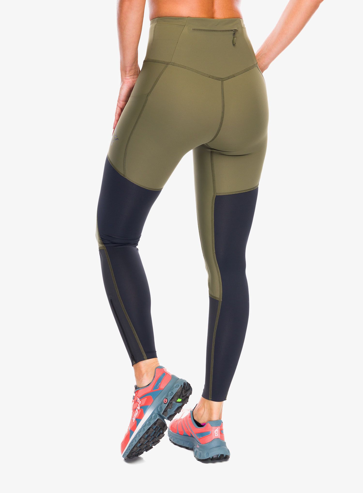 Dámské běžecké legíny Norrona Senja Equaliser Stretch Tights - olive night/caviar