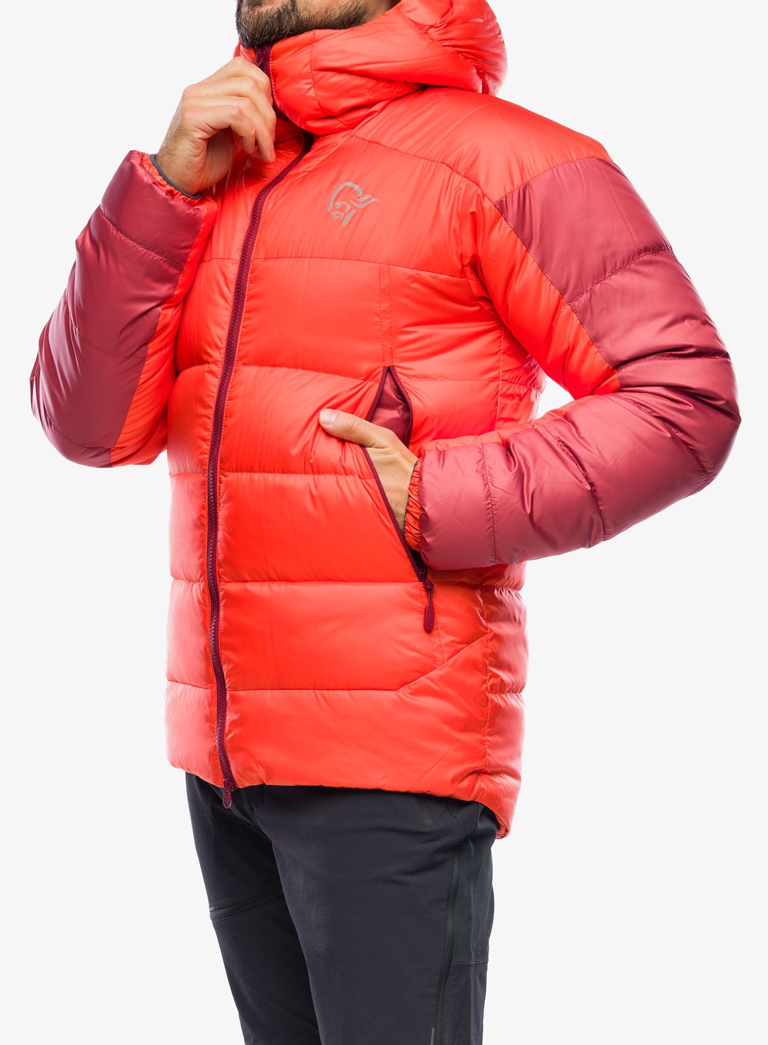 Péřová bunda Norrona Trollveggen Down850 Jacket - arednalin/rhubarb