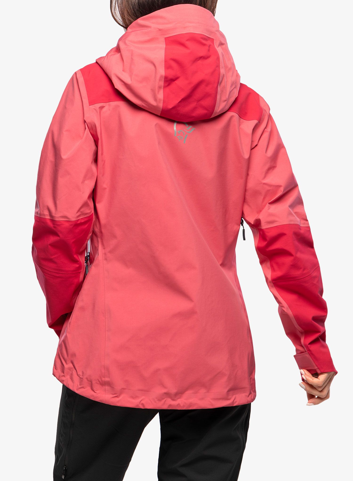 Dámská bunda Norrona Trollveggen Gore-Tex Pro Light Jkt - honeysuckle/pink
