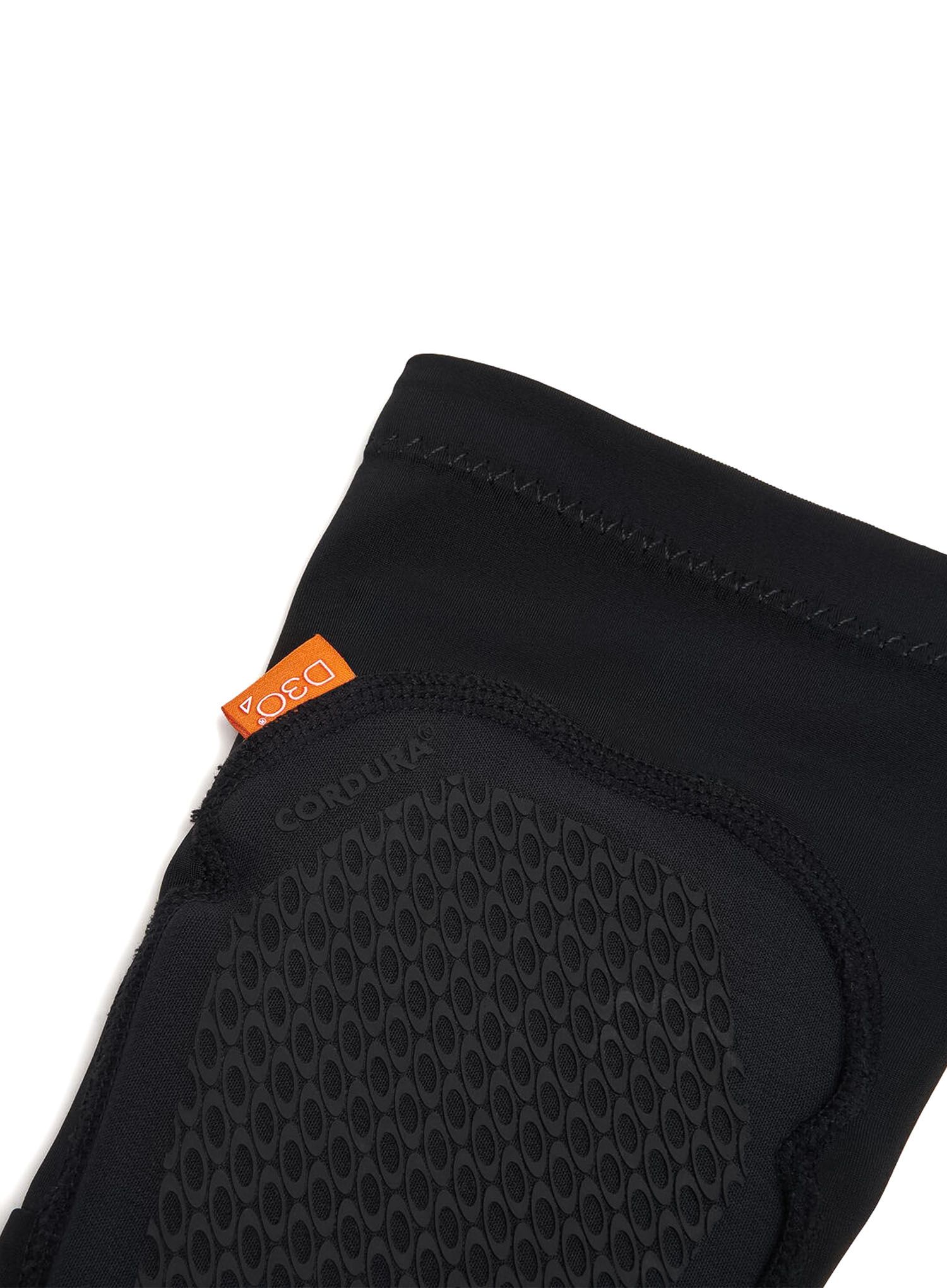 Chrániče loktů na kolo Oakley All Mountain D30 Elbow GRD - blackout