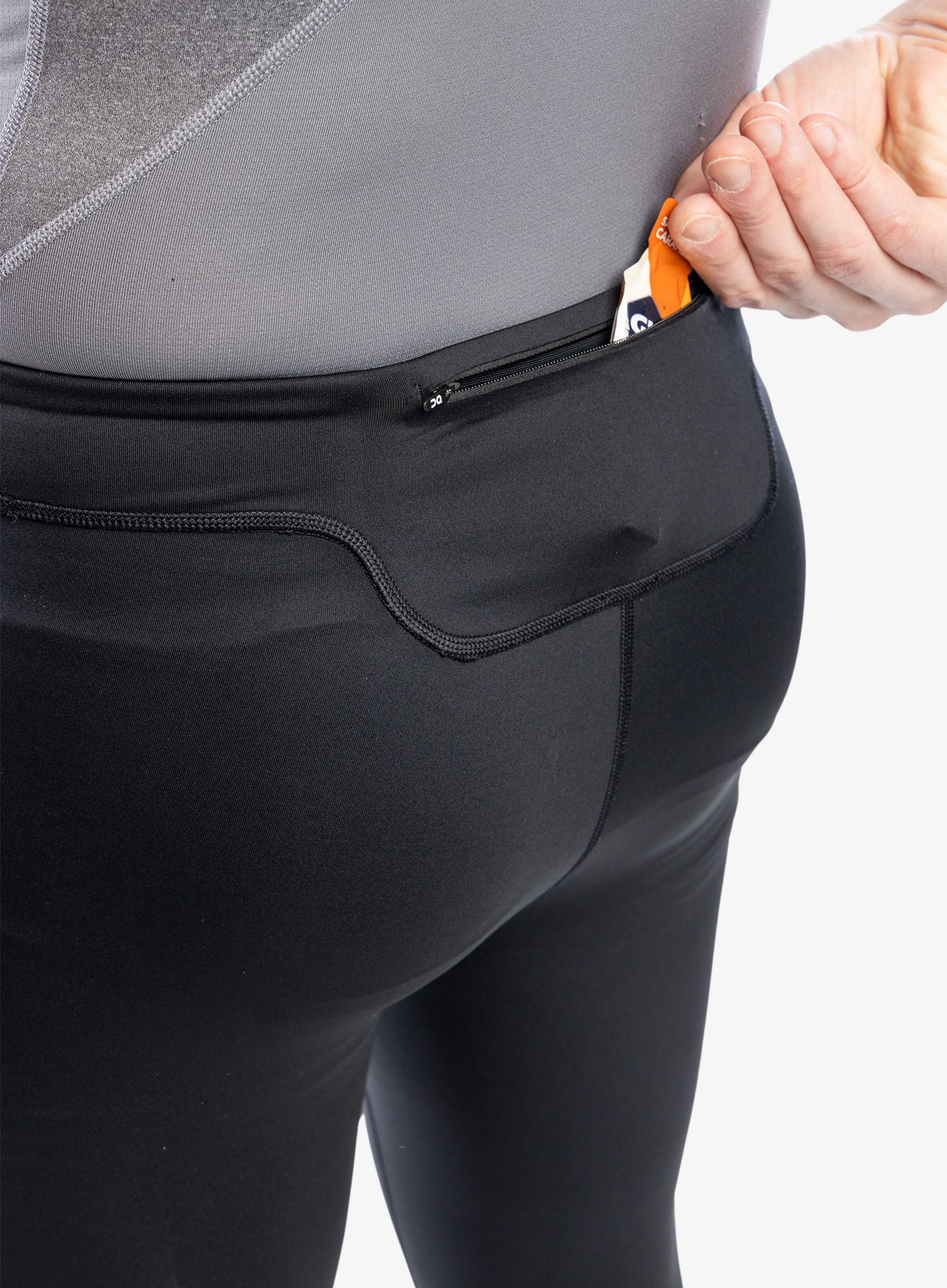 Legíny na běhání On Core Tights - black