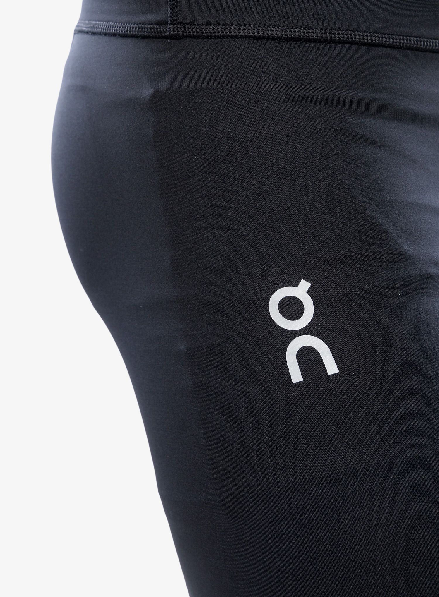 Legíny na běhání On Core Tights - black