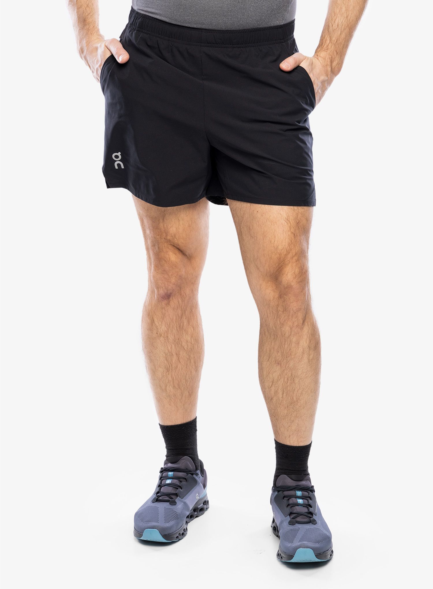 Běžecké kraťasy On Essential Shorts - black