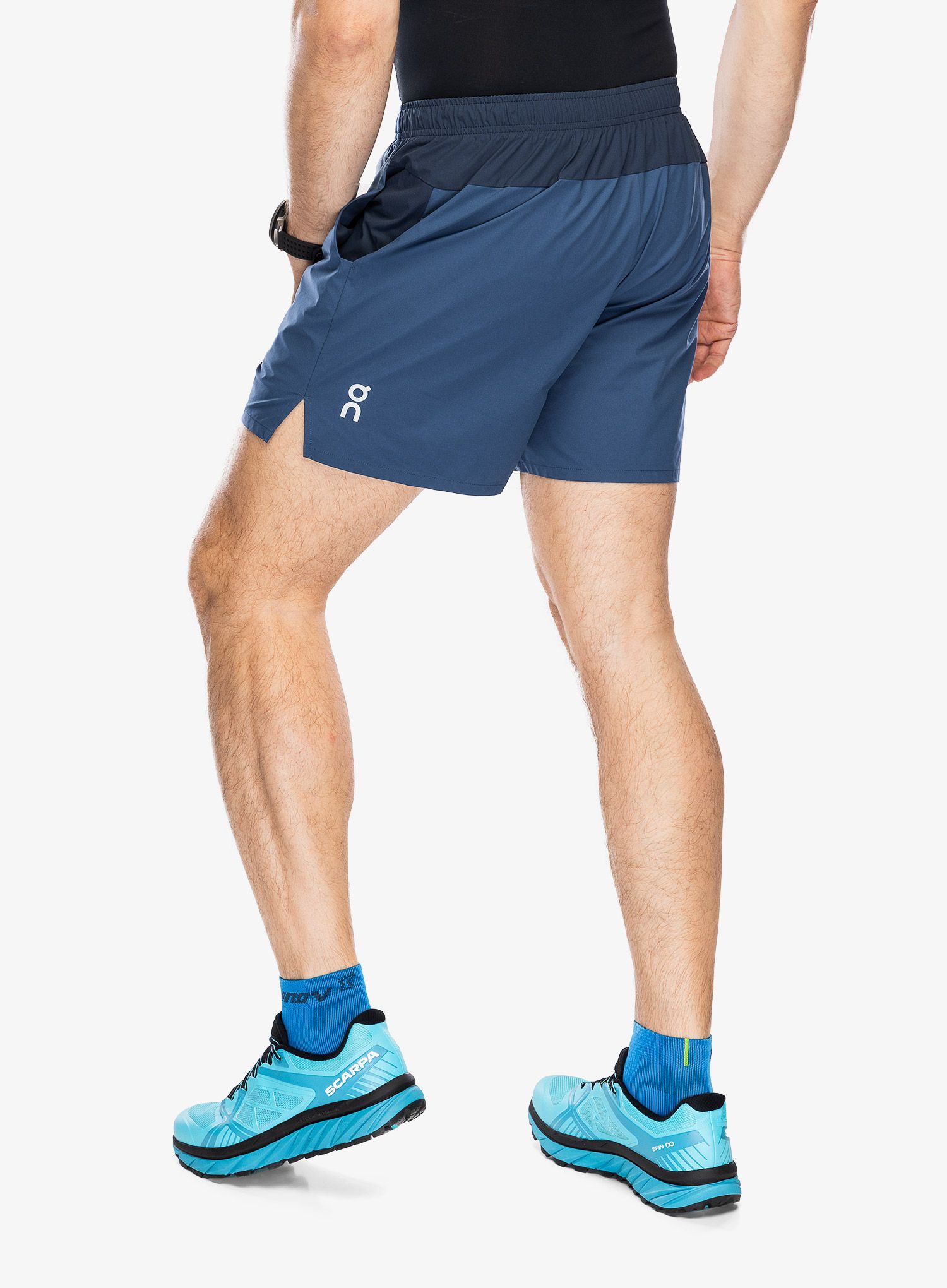 Běžecké kraťasy On Essential Shorts - navy