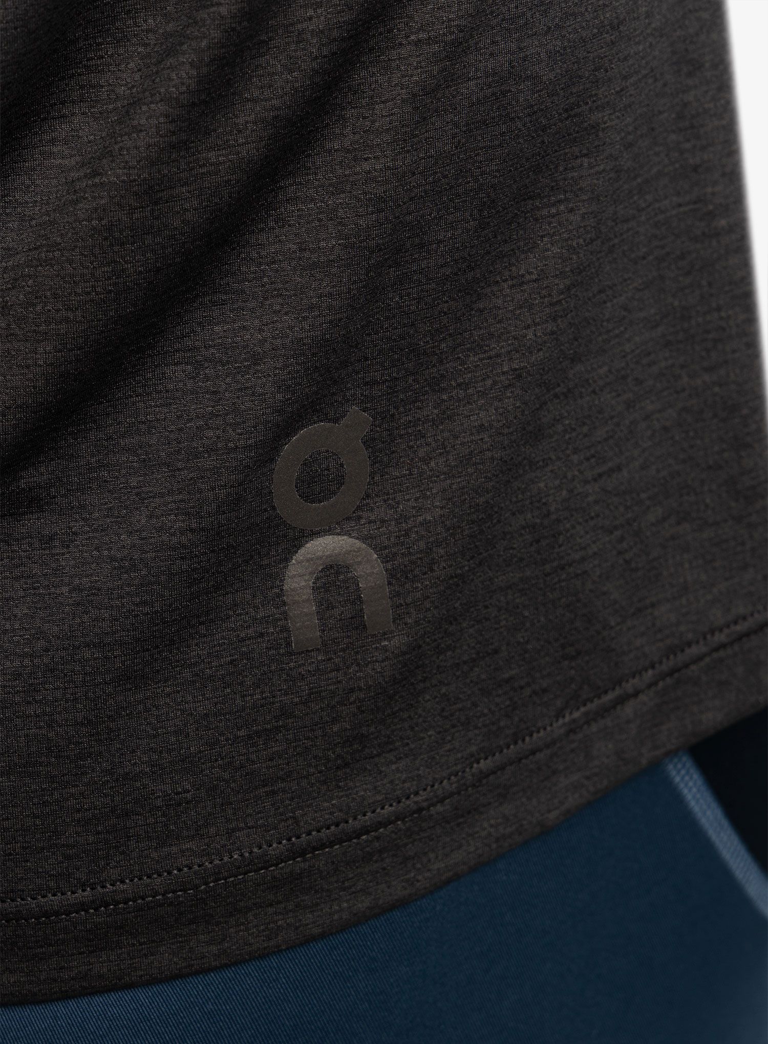 Mikina na běh On Performance Long-T - black