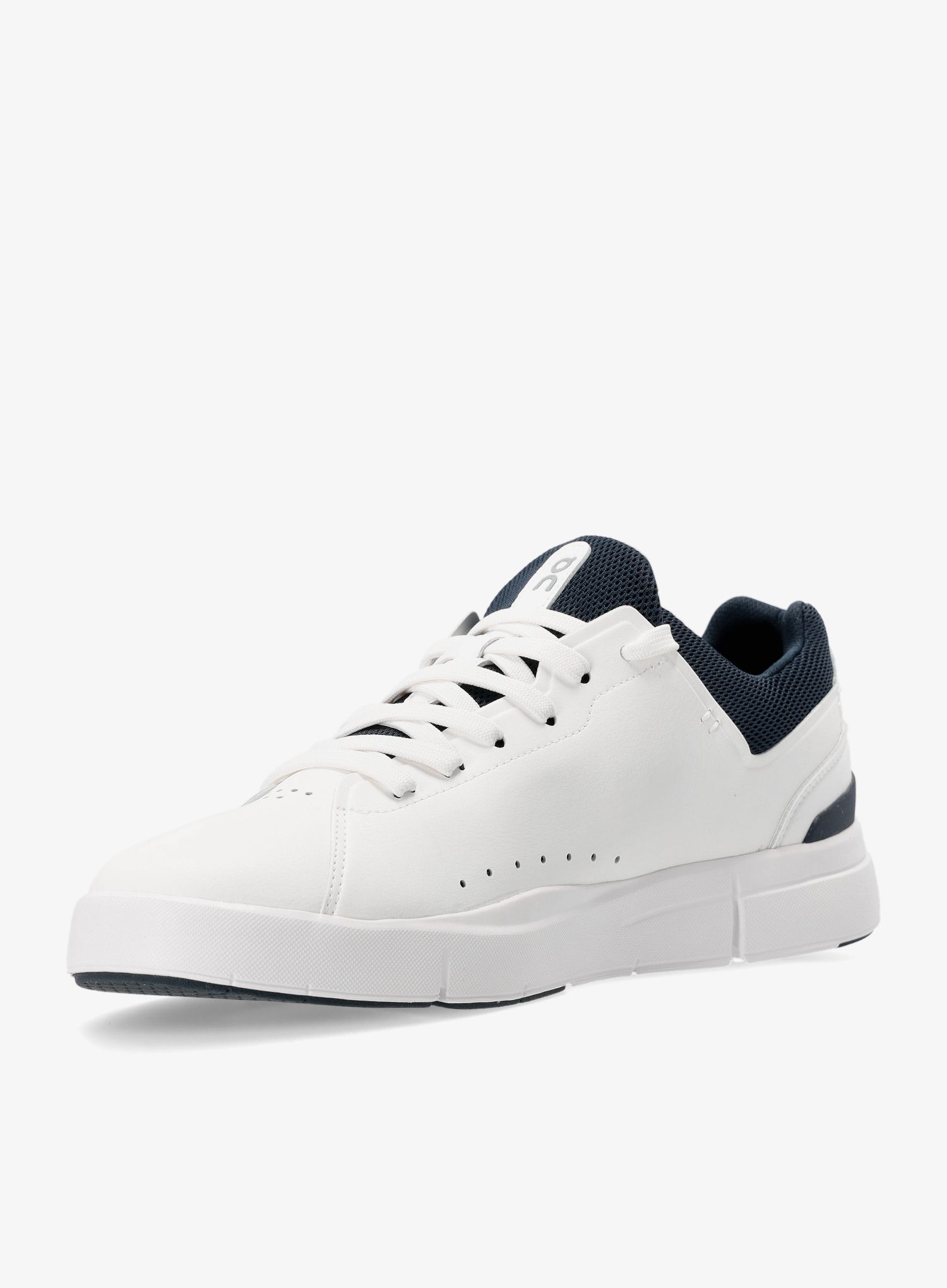 Vycházkové boty On The Roger Advantage - white/midnight