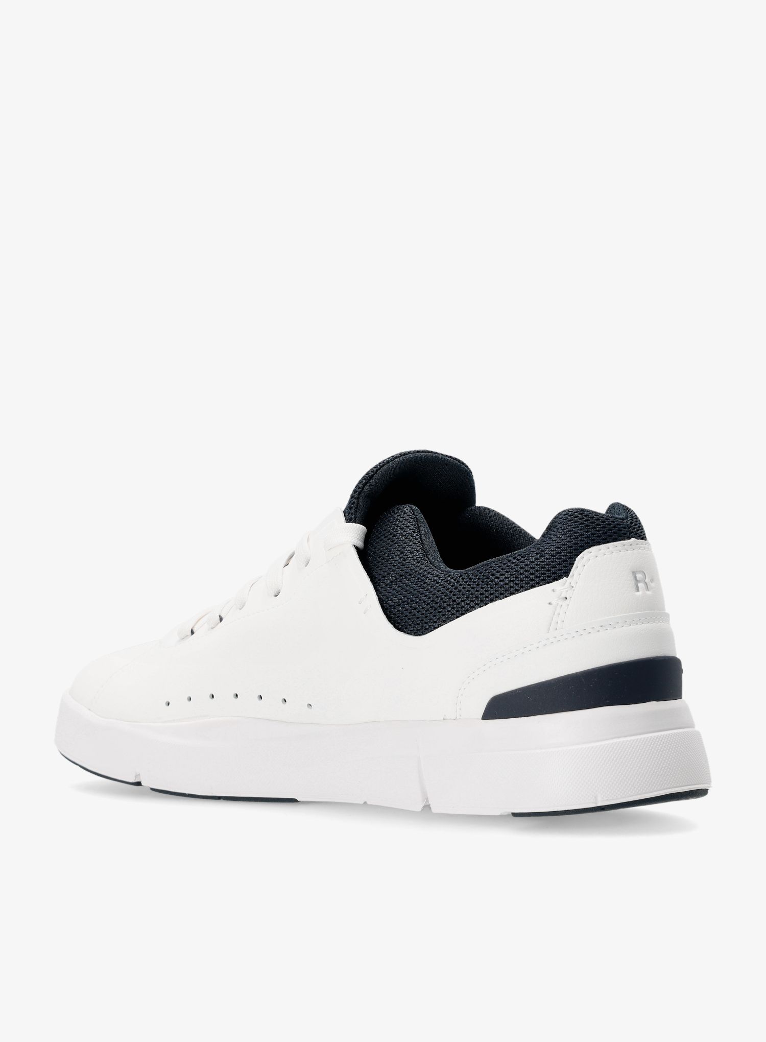 Vycházkové boty On The Roger Advantage - white/midnight