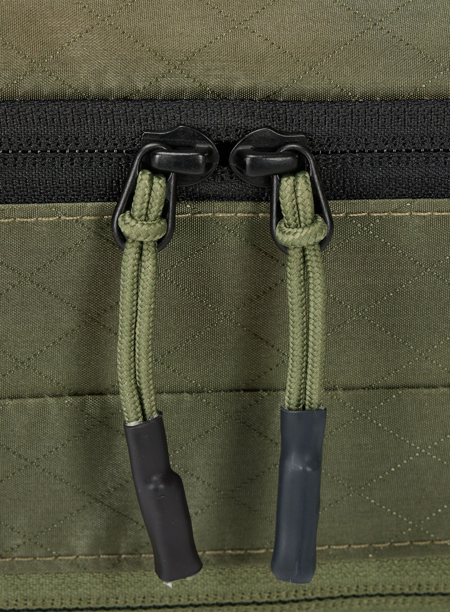 Cestovní organizér Thule Clean/Dirty Packing Cube - soft green